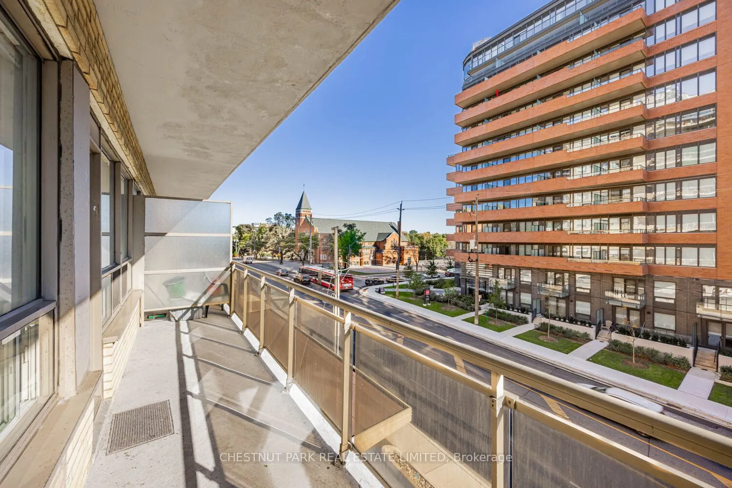 2500 Bathurst Street, #306