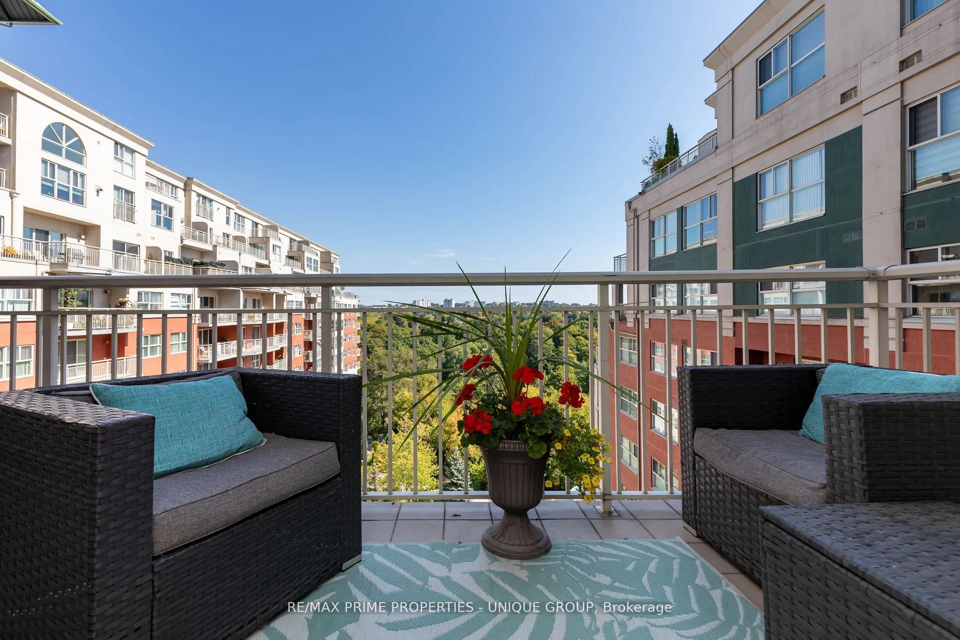 18 Concorde Place, #808