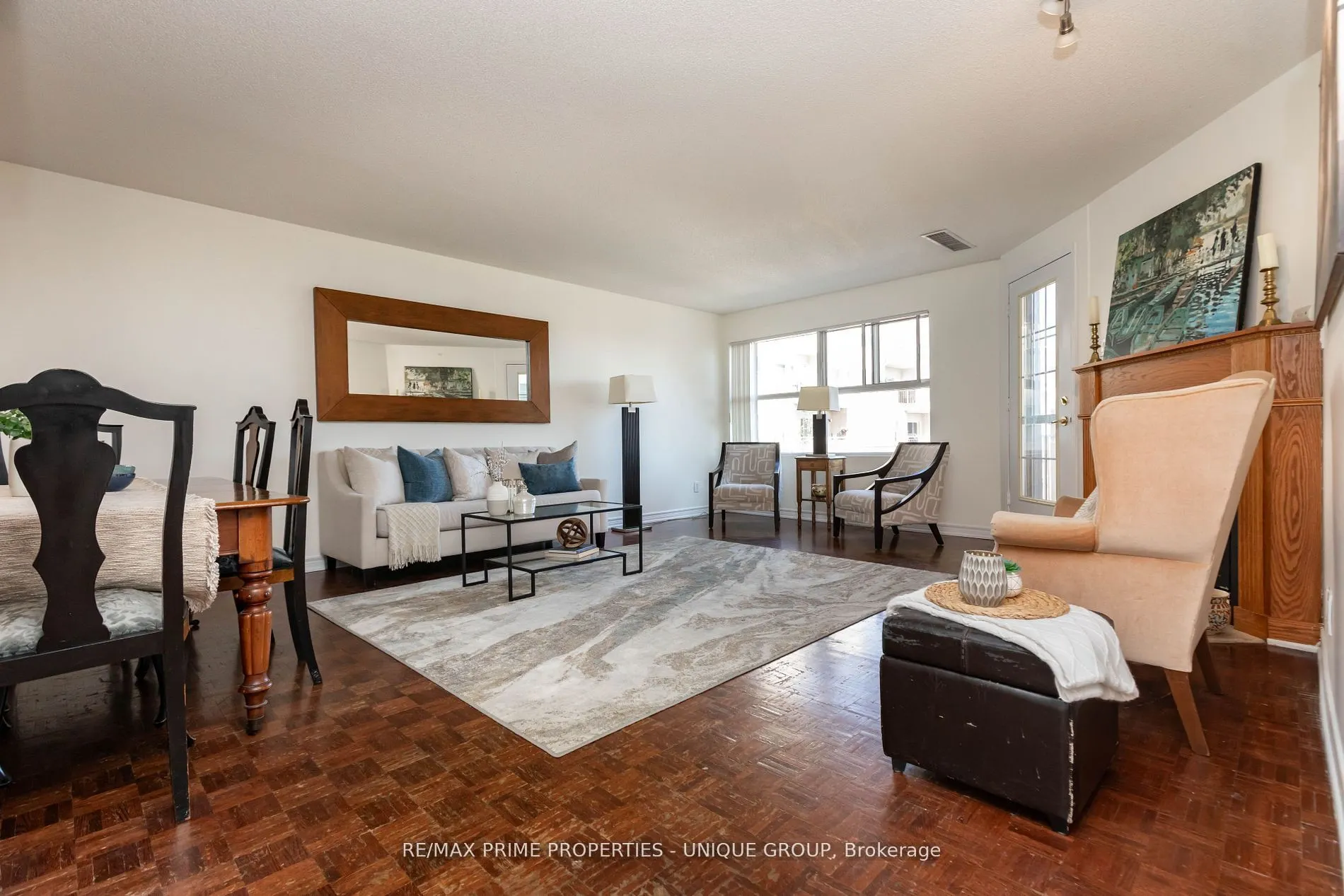 18 Concorde Place, #808