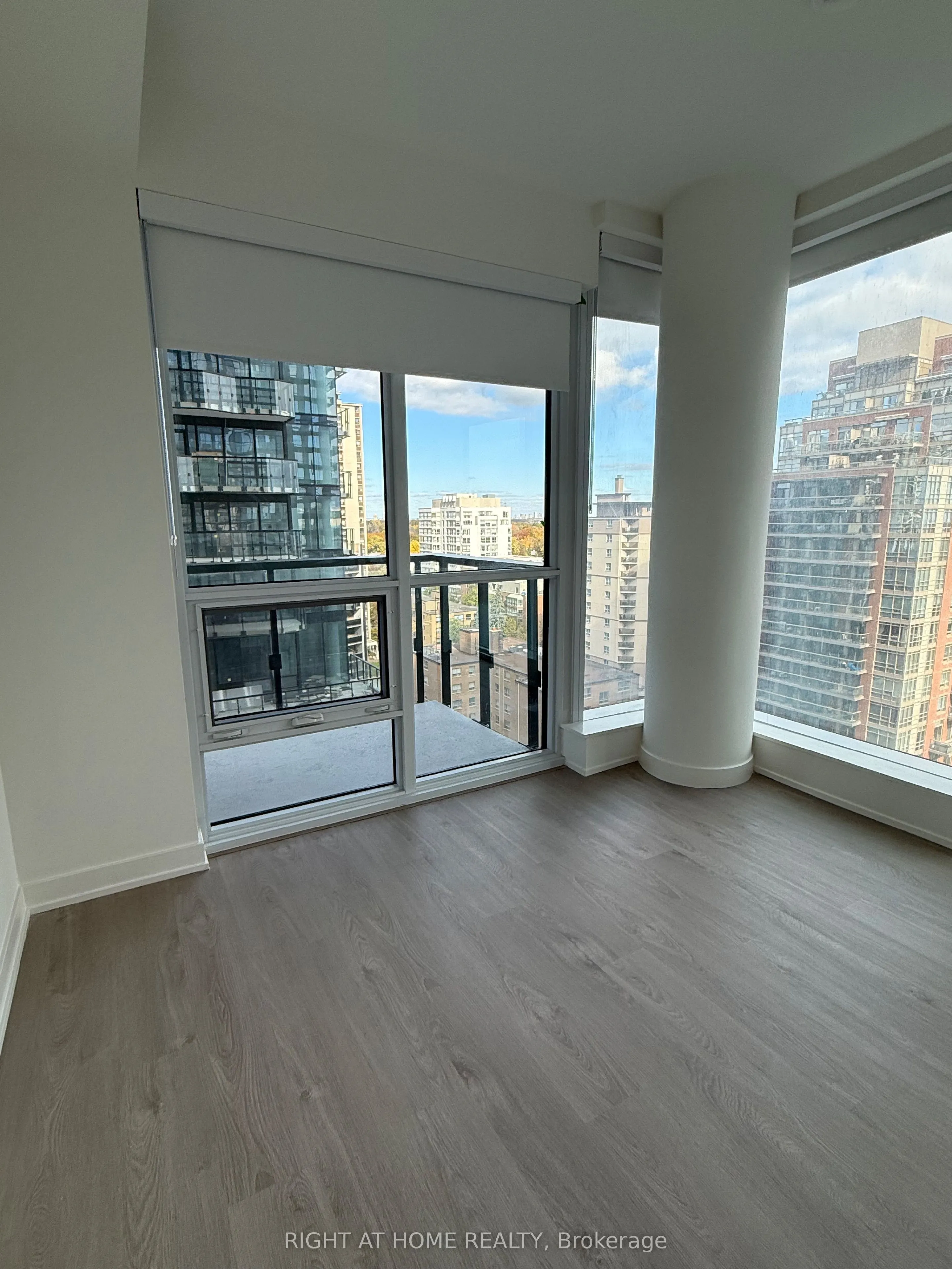 110 Broadway Avenue, #1109