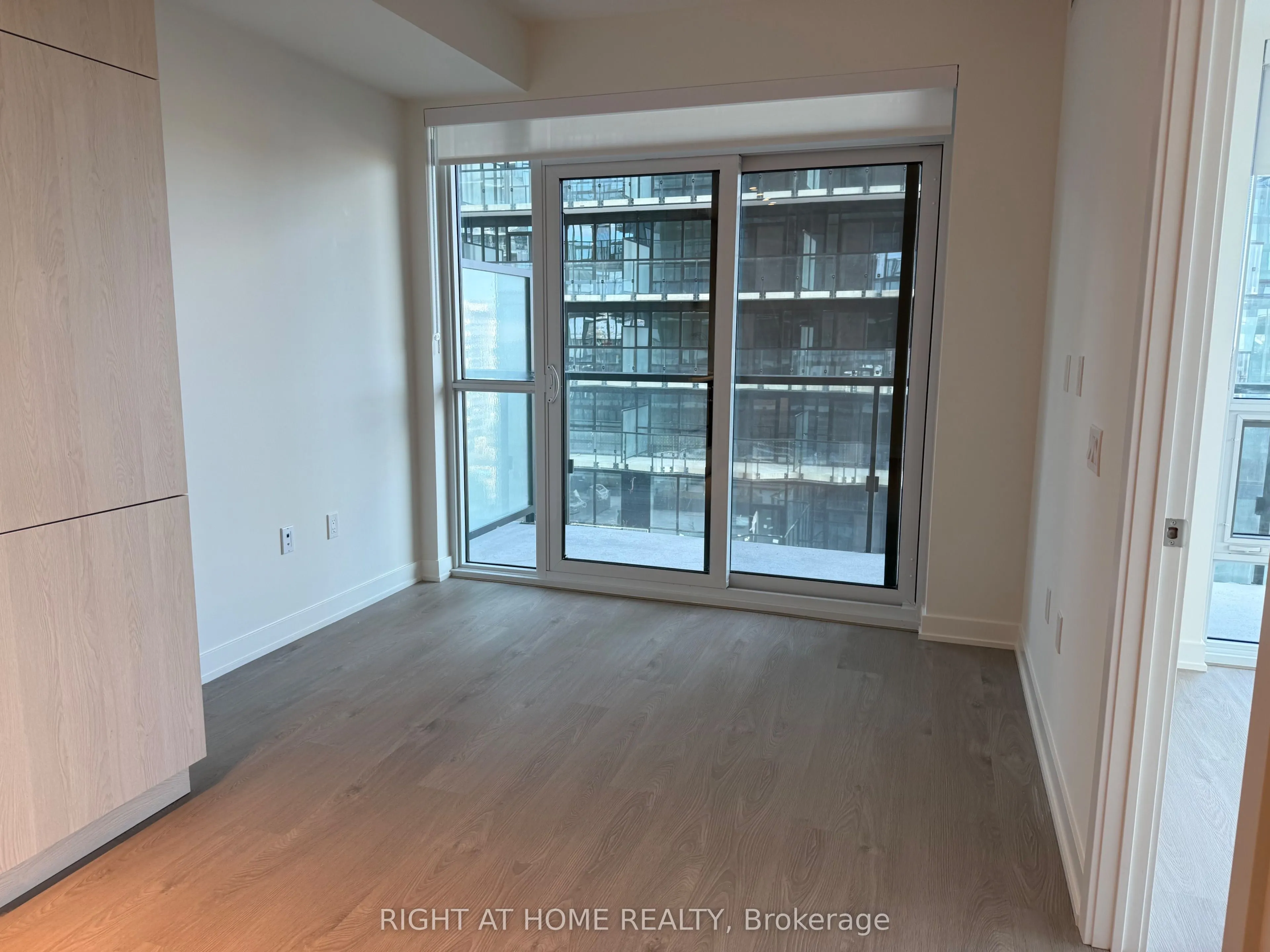 110 Broadway Avenue, #1109