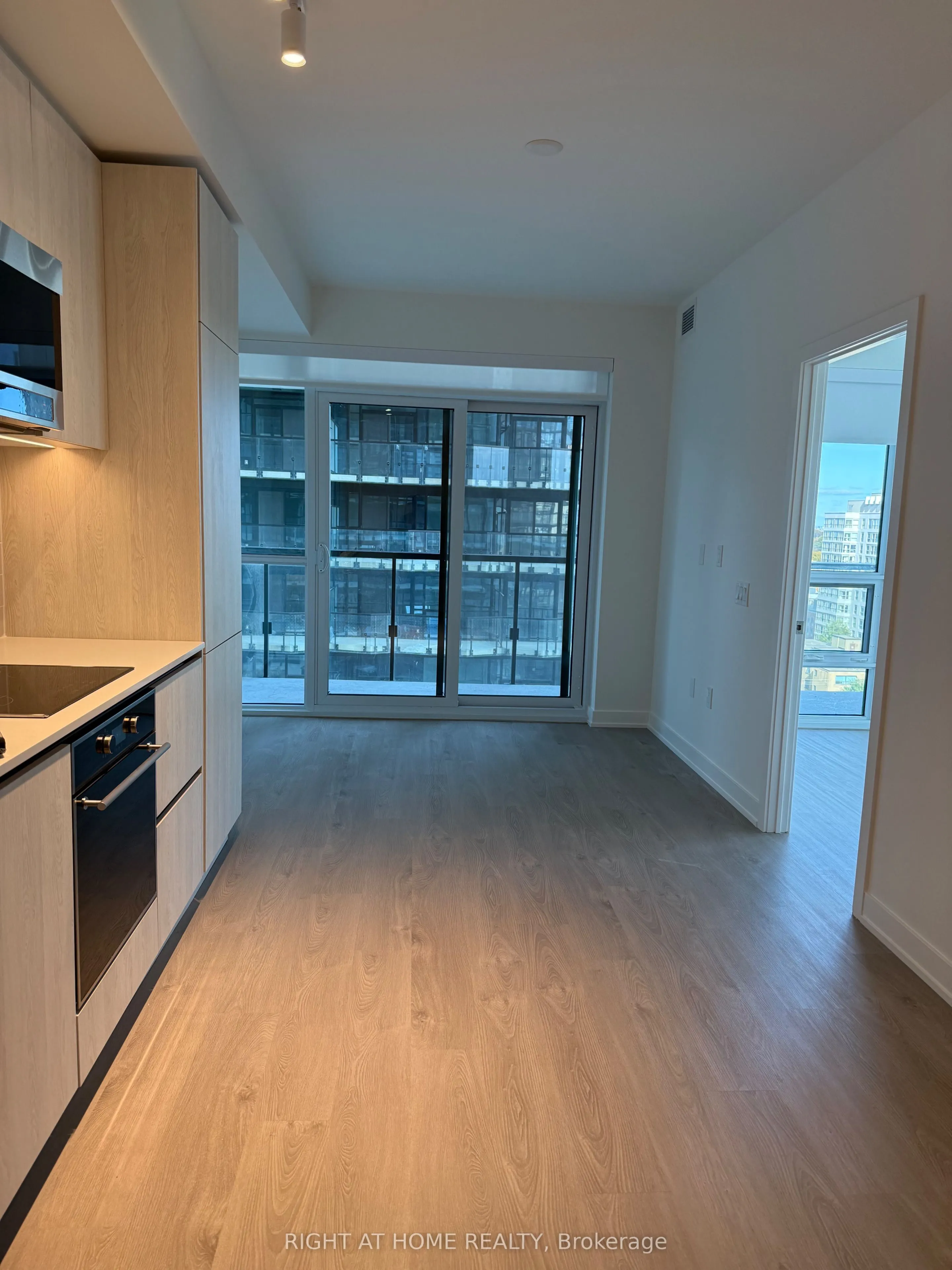 110 Broadway Avenue, #1109