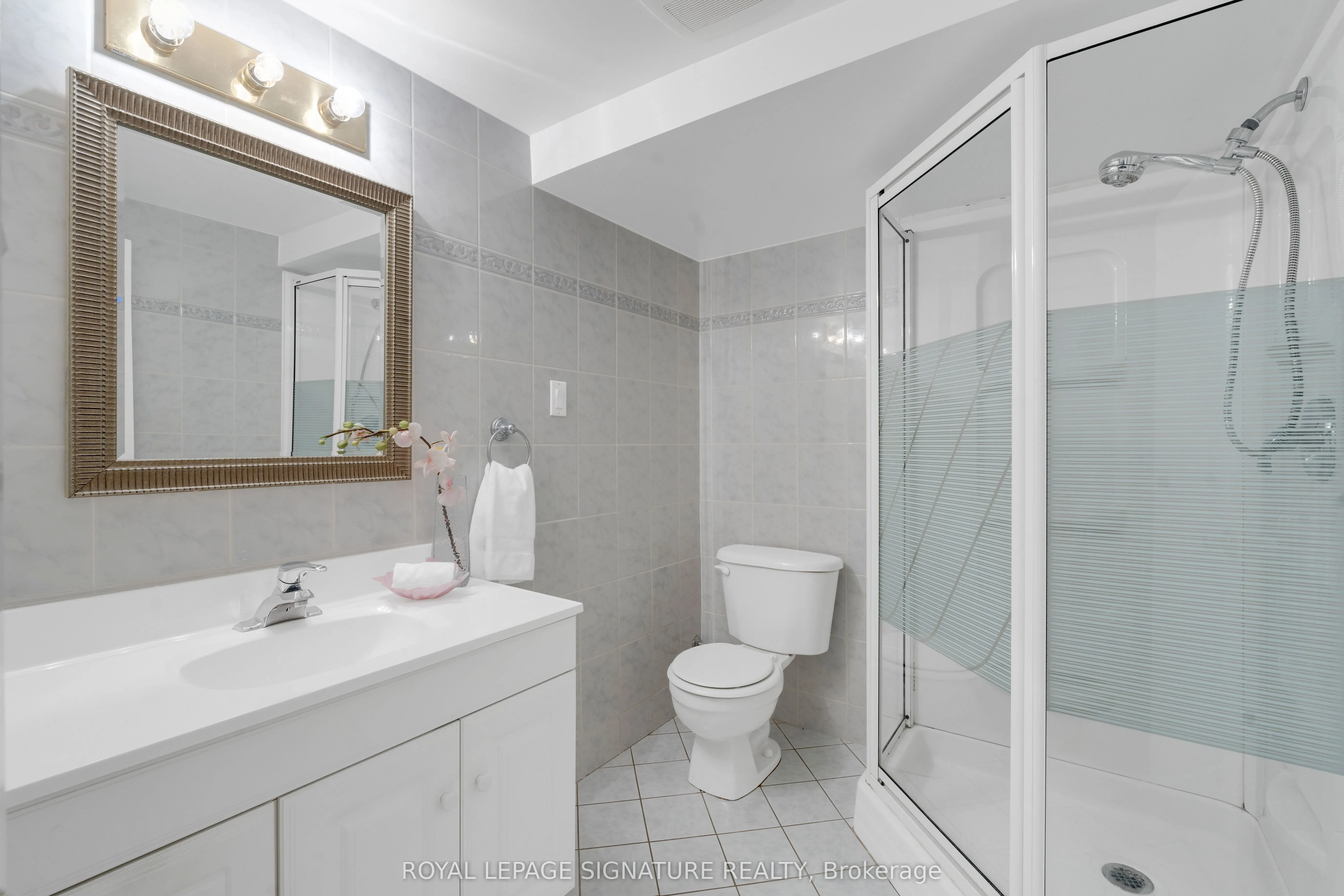 24 Chipwood Crescent