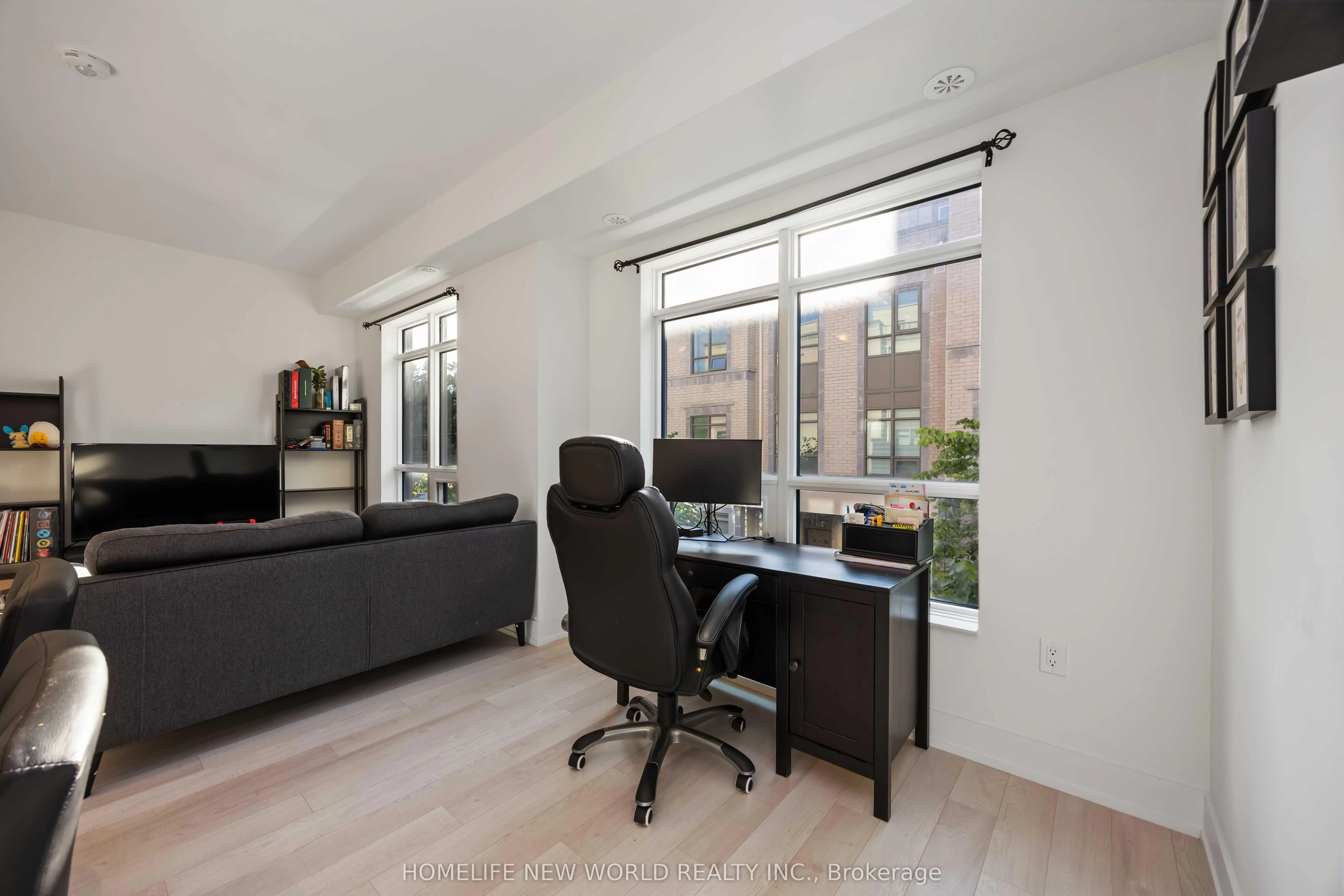 52 Holmes Avenue, #14