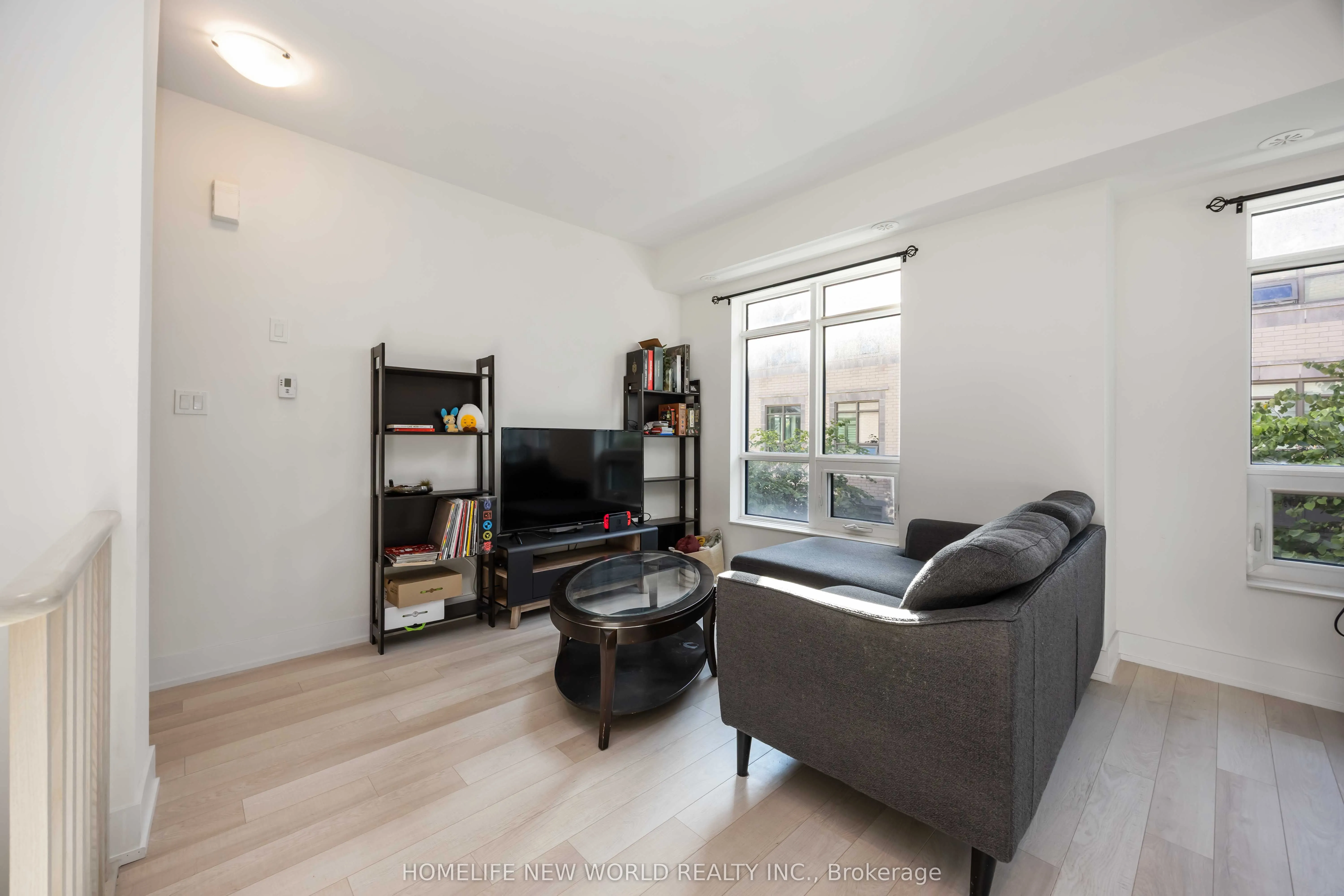 52 Holmes Avenue, #14