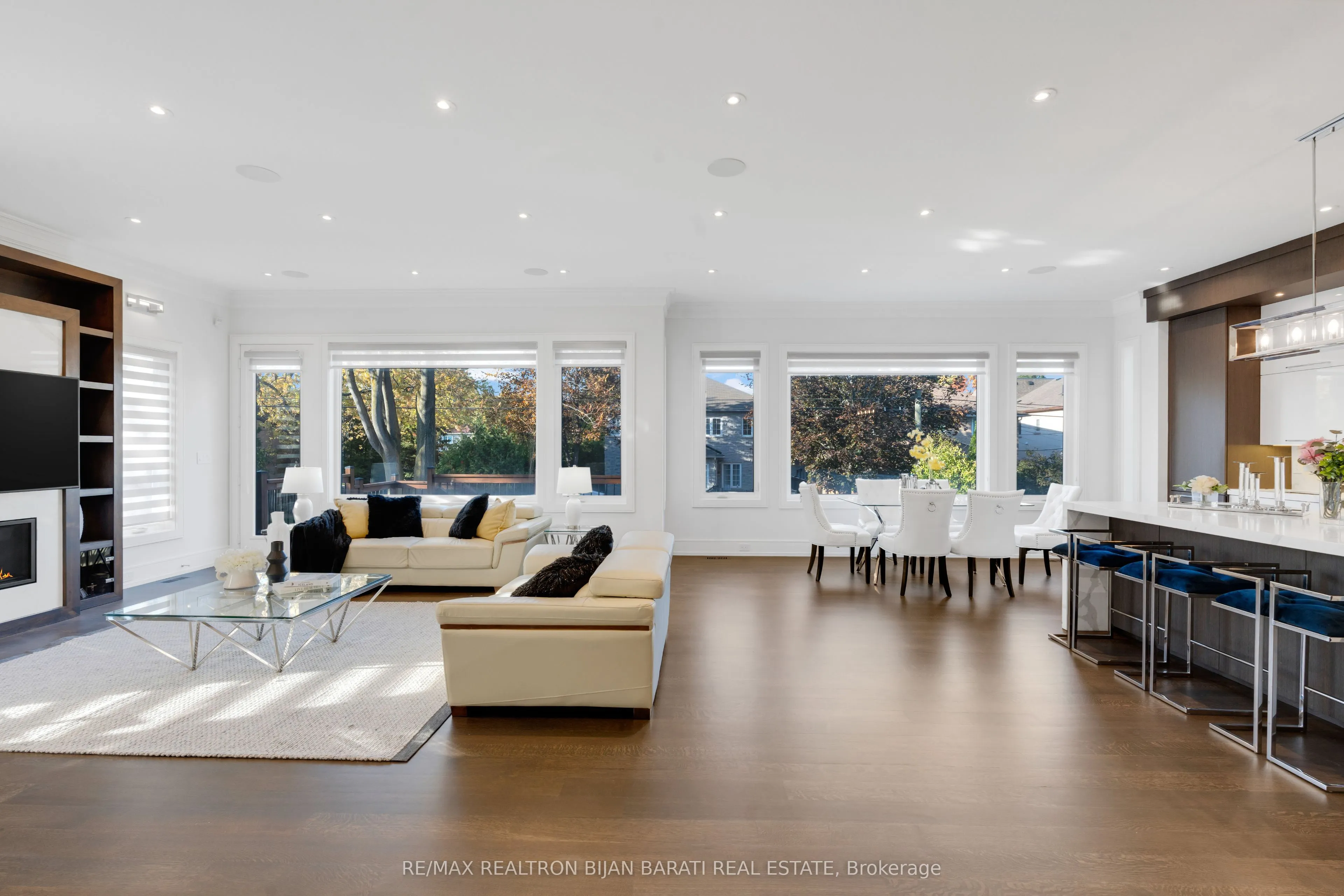 298 Hollywood Avenue