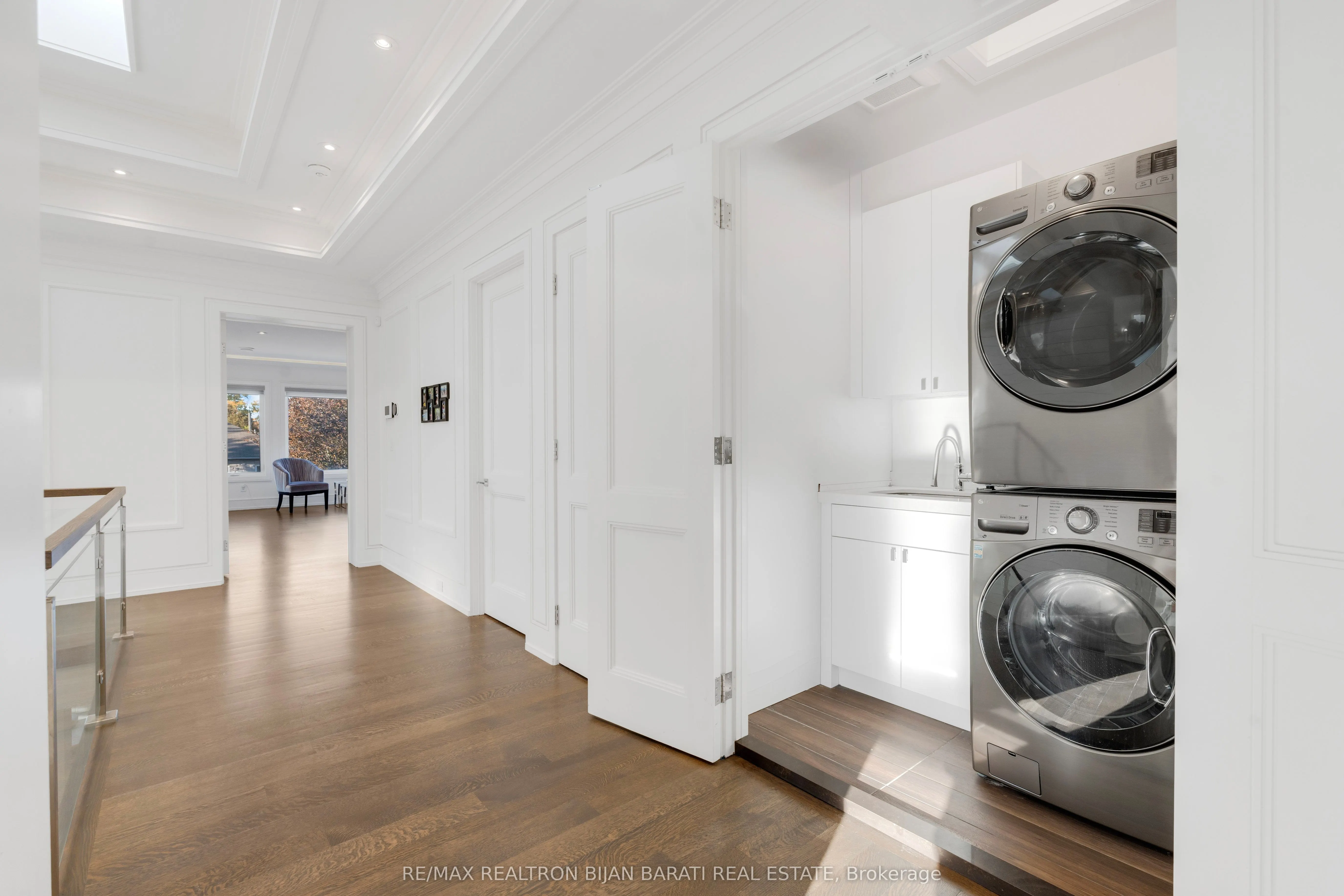 298 Hollywood Avenue