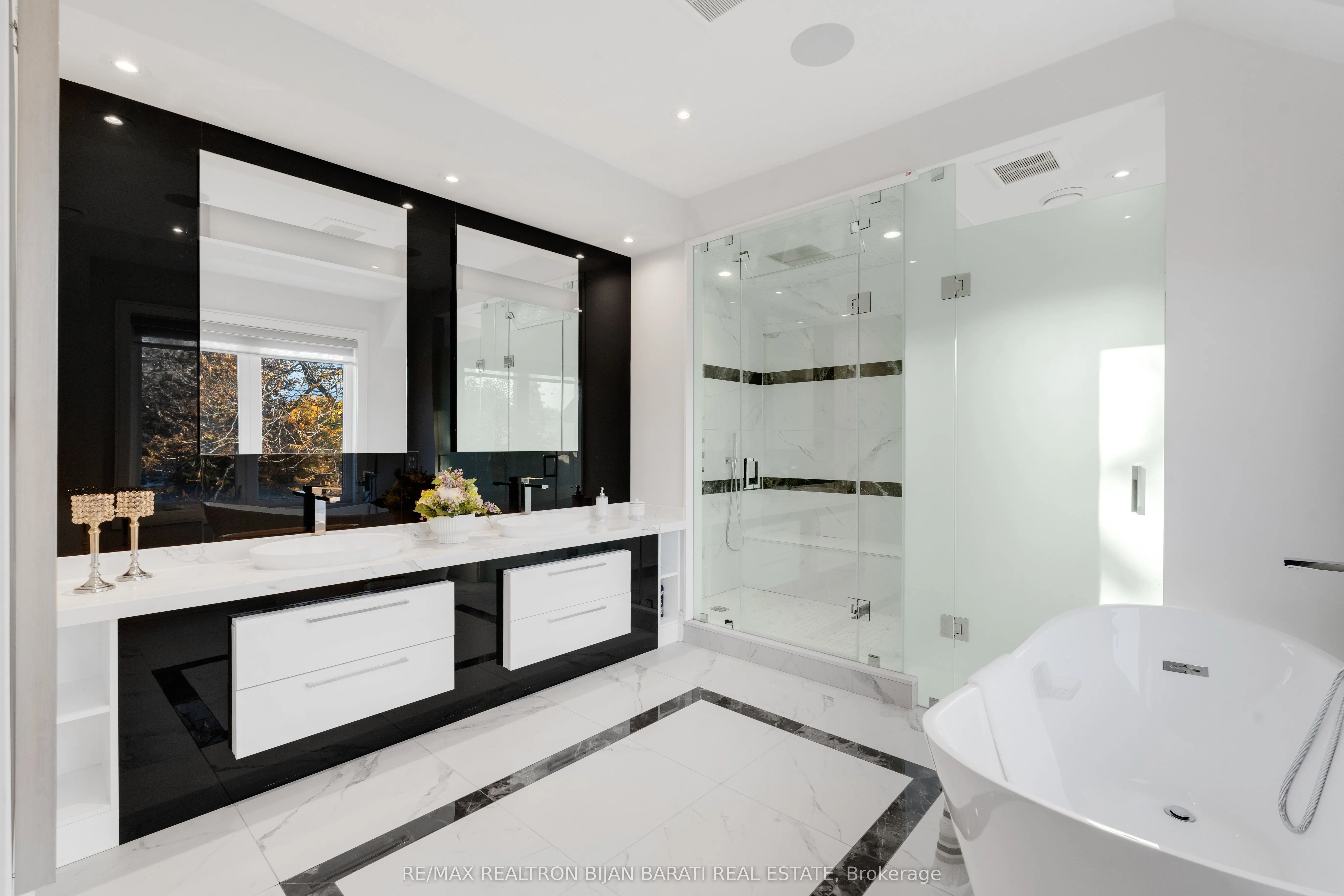 298 Hollywood Avenue