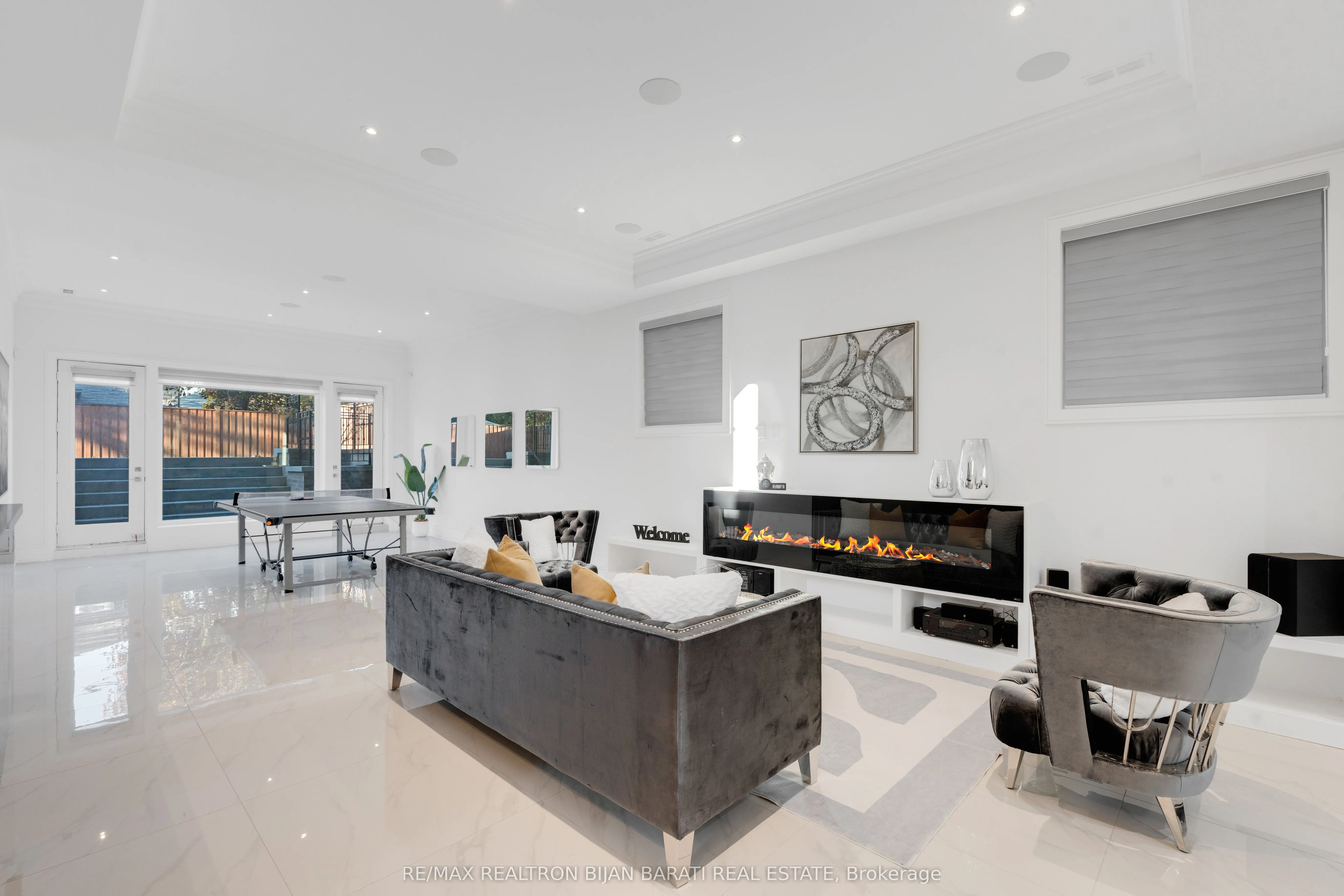 298 Hollywood Avenue