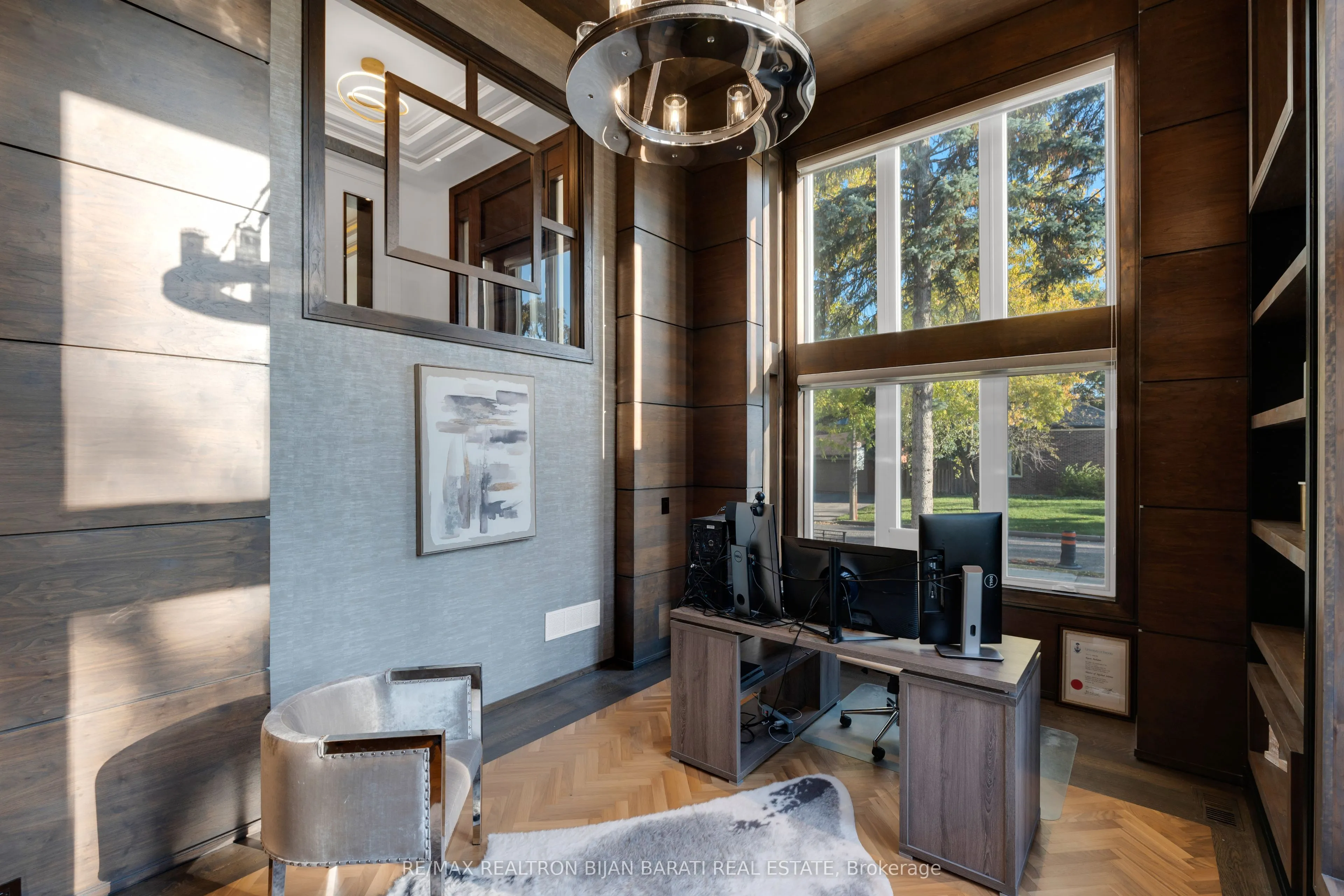 298 Hollywood Avenue