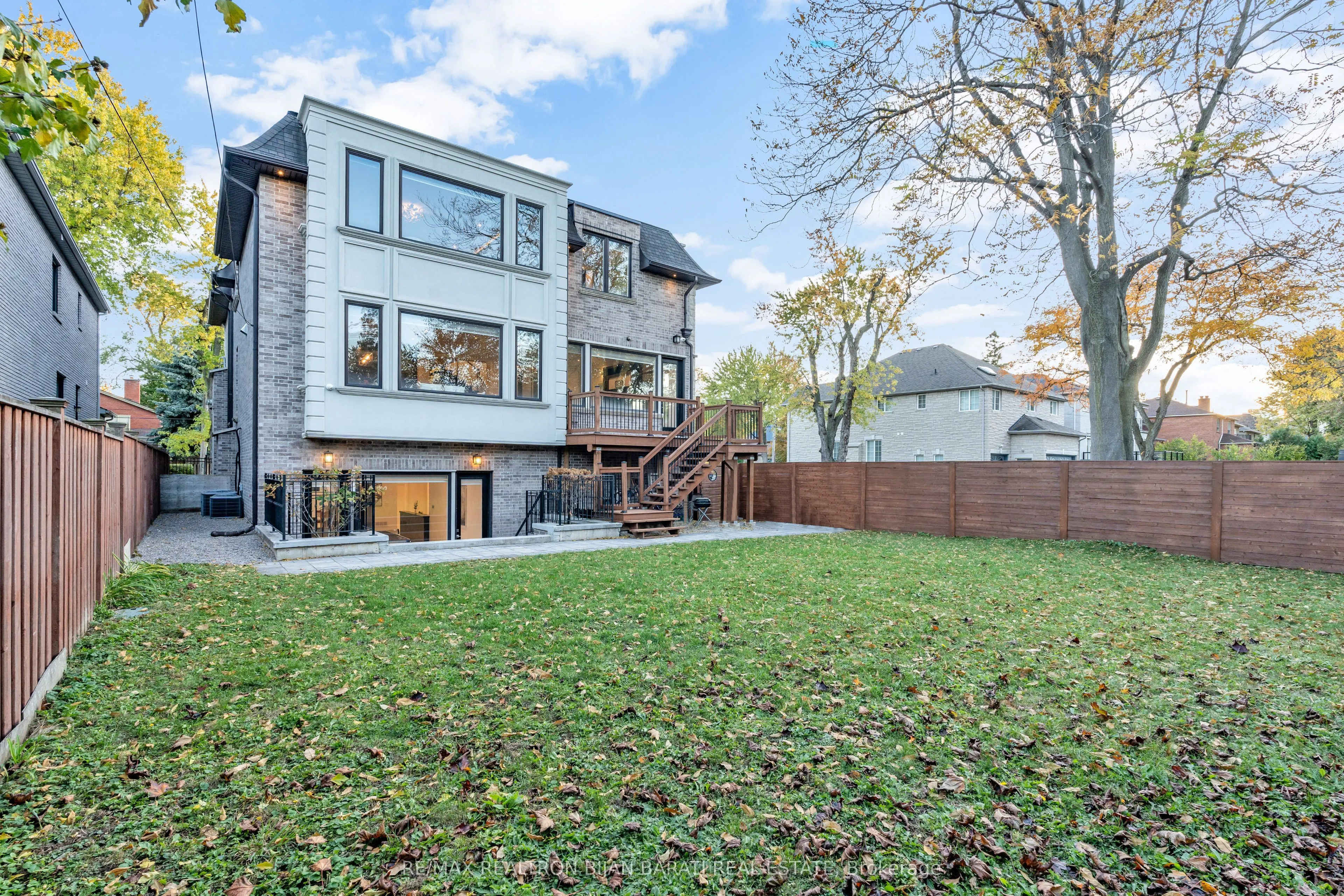 298 Hollywood Avenue