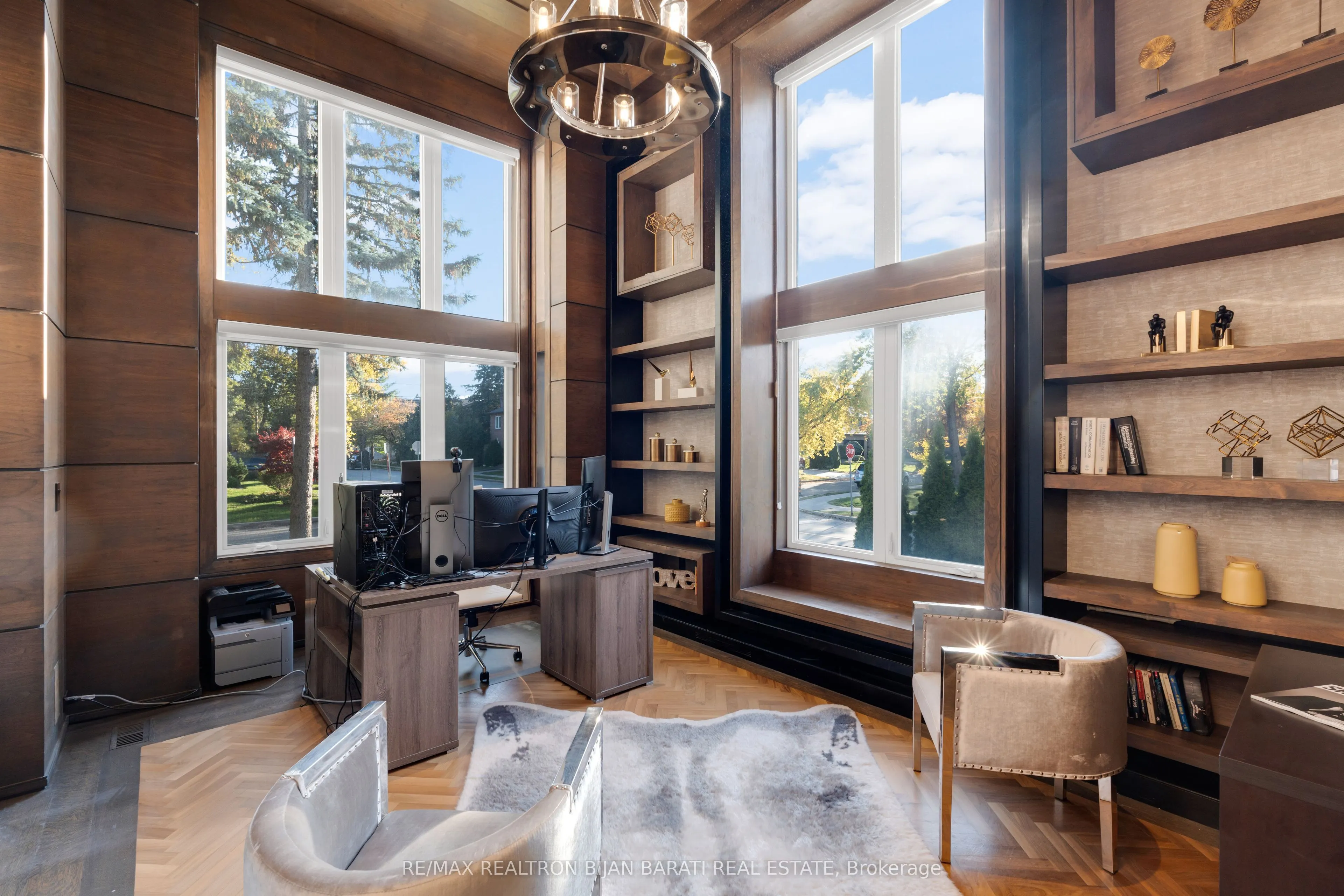 298 Hollywood Avenue