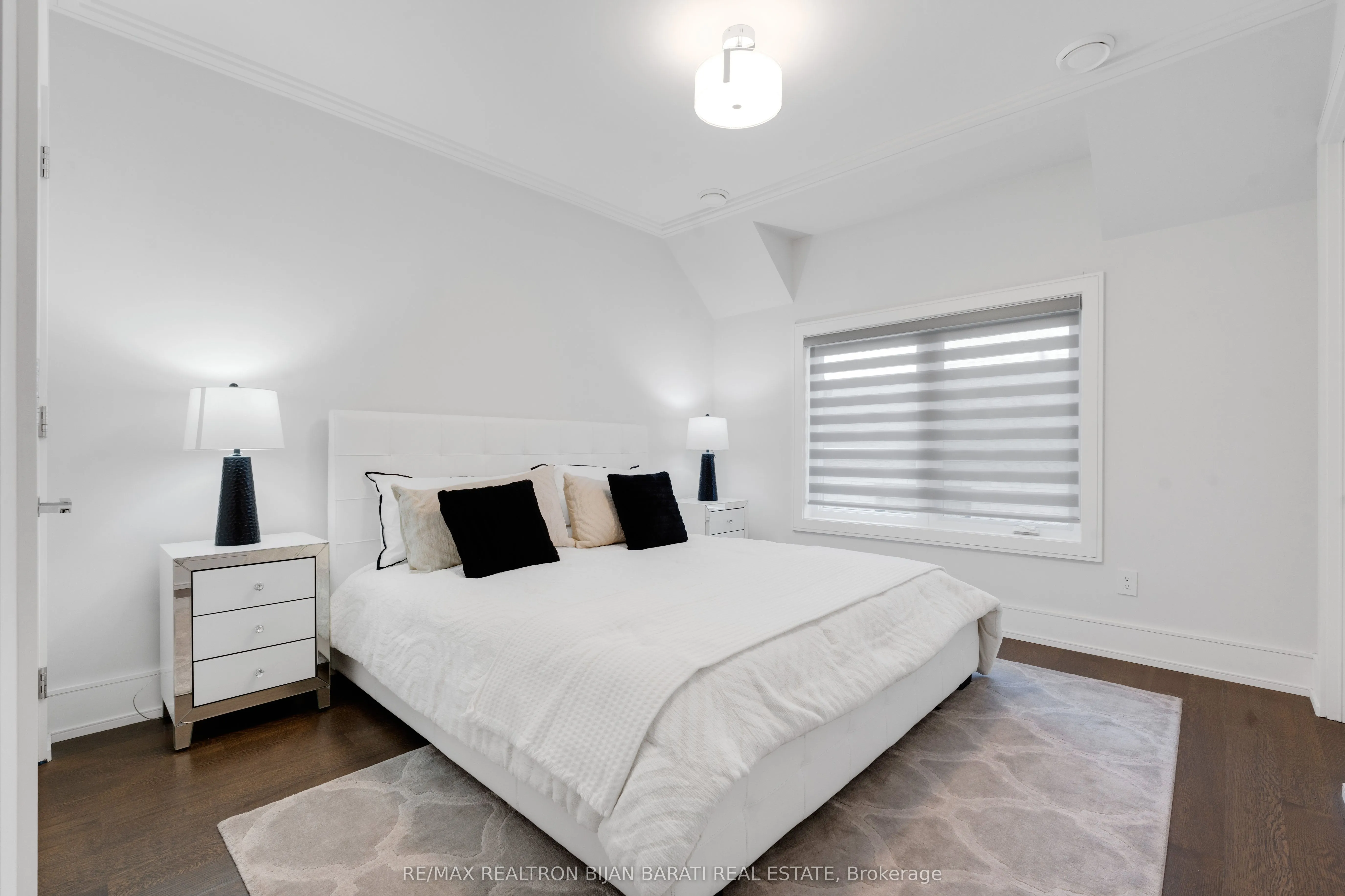 298 Hollywood Avenue