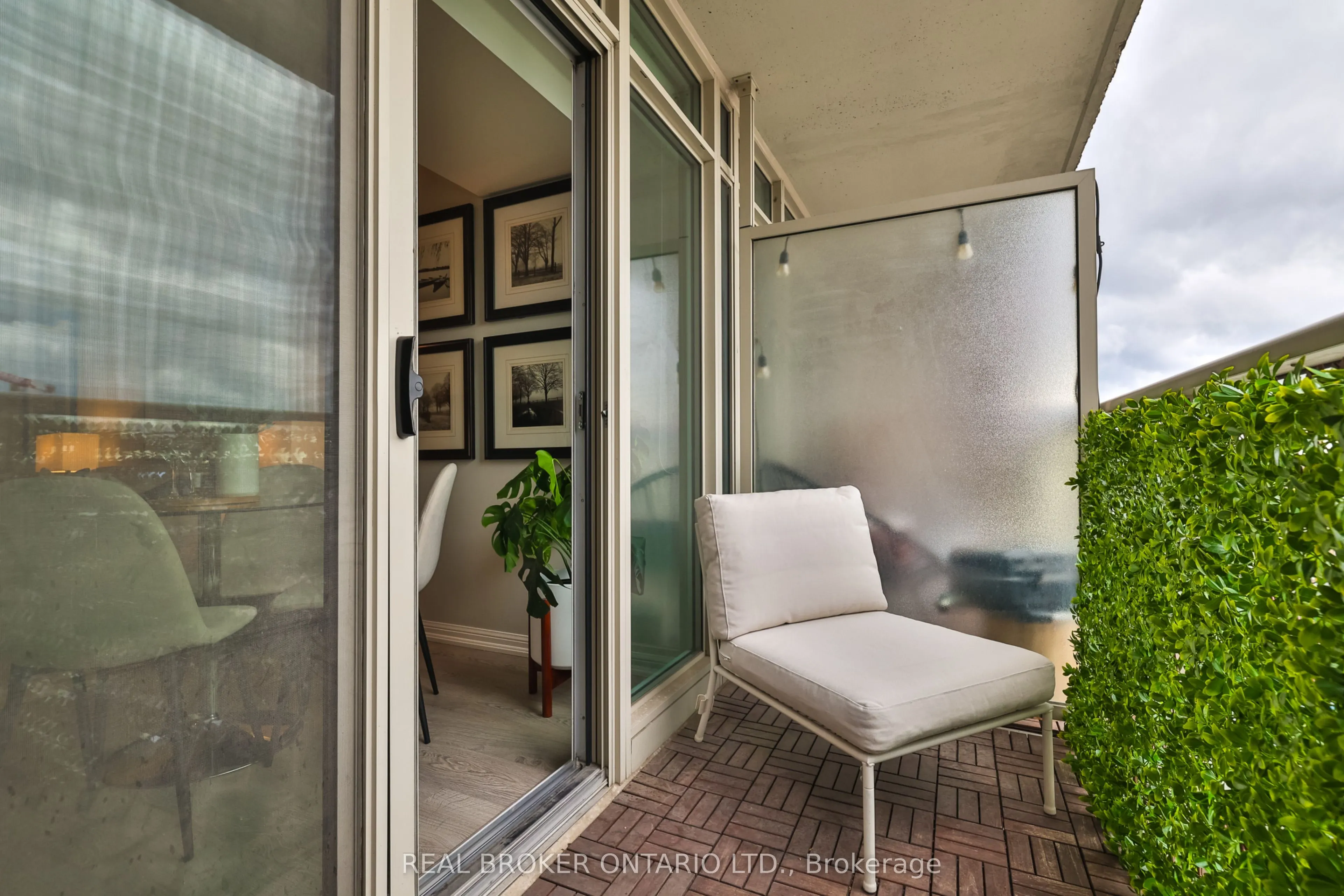 85 East Liberty Street, #1219