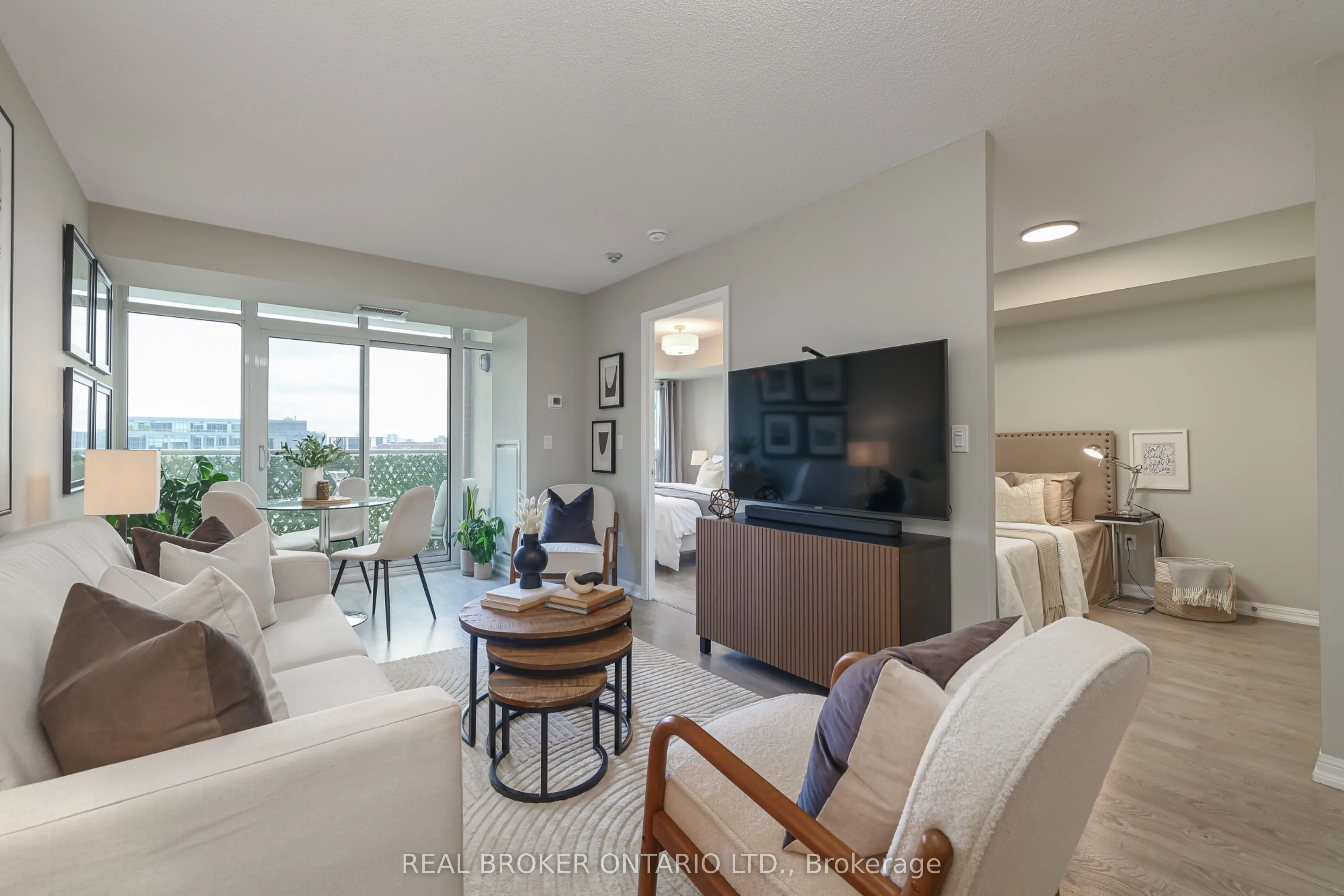 85 East Liberty Street, #1219