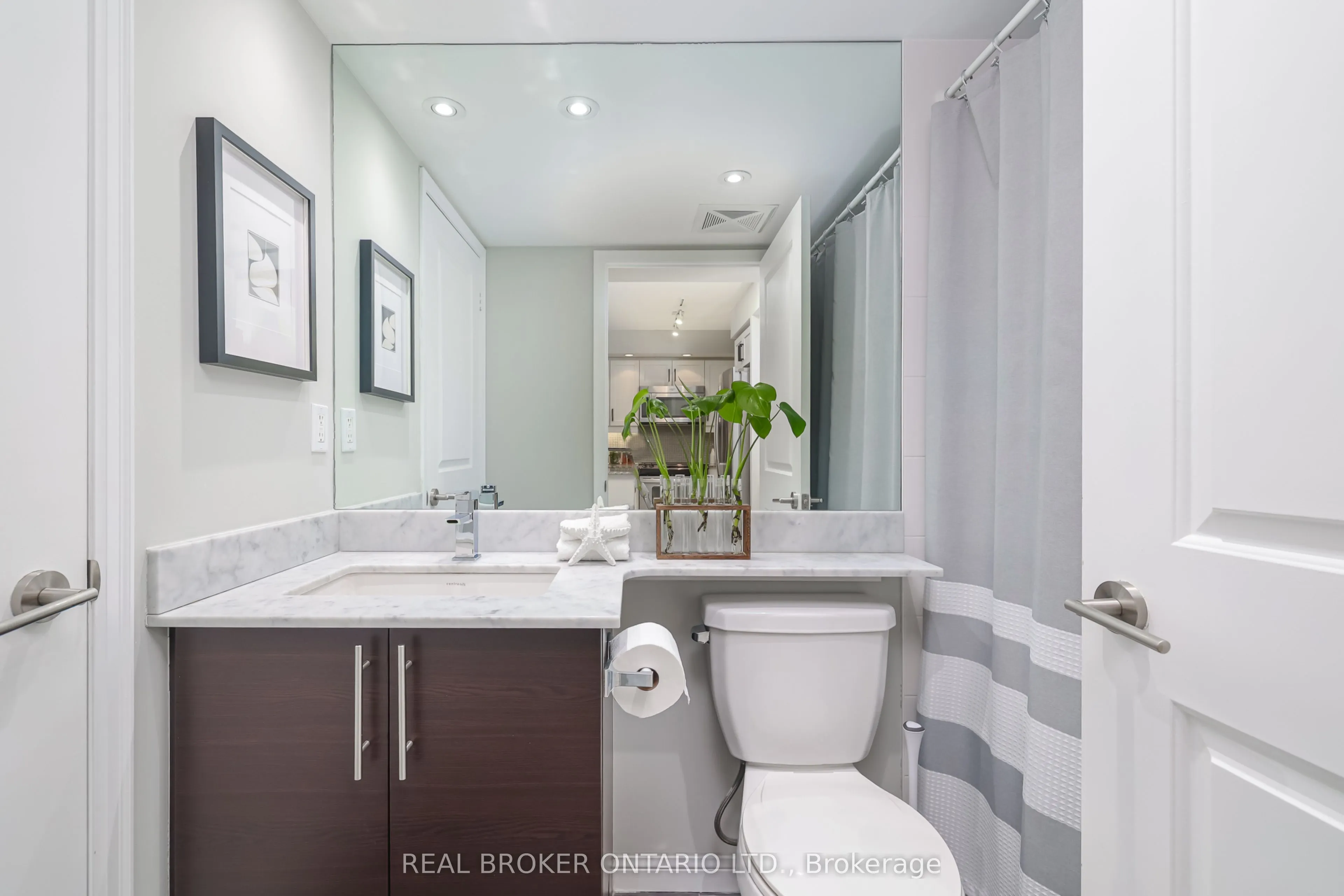 85 East Liberty Street, #1219