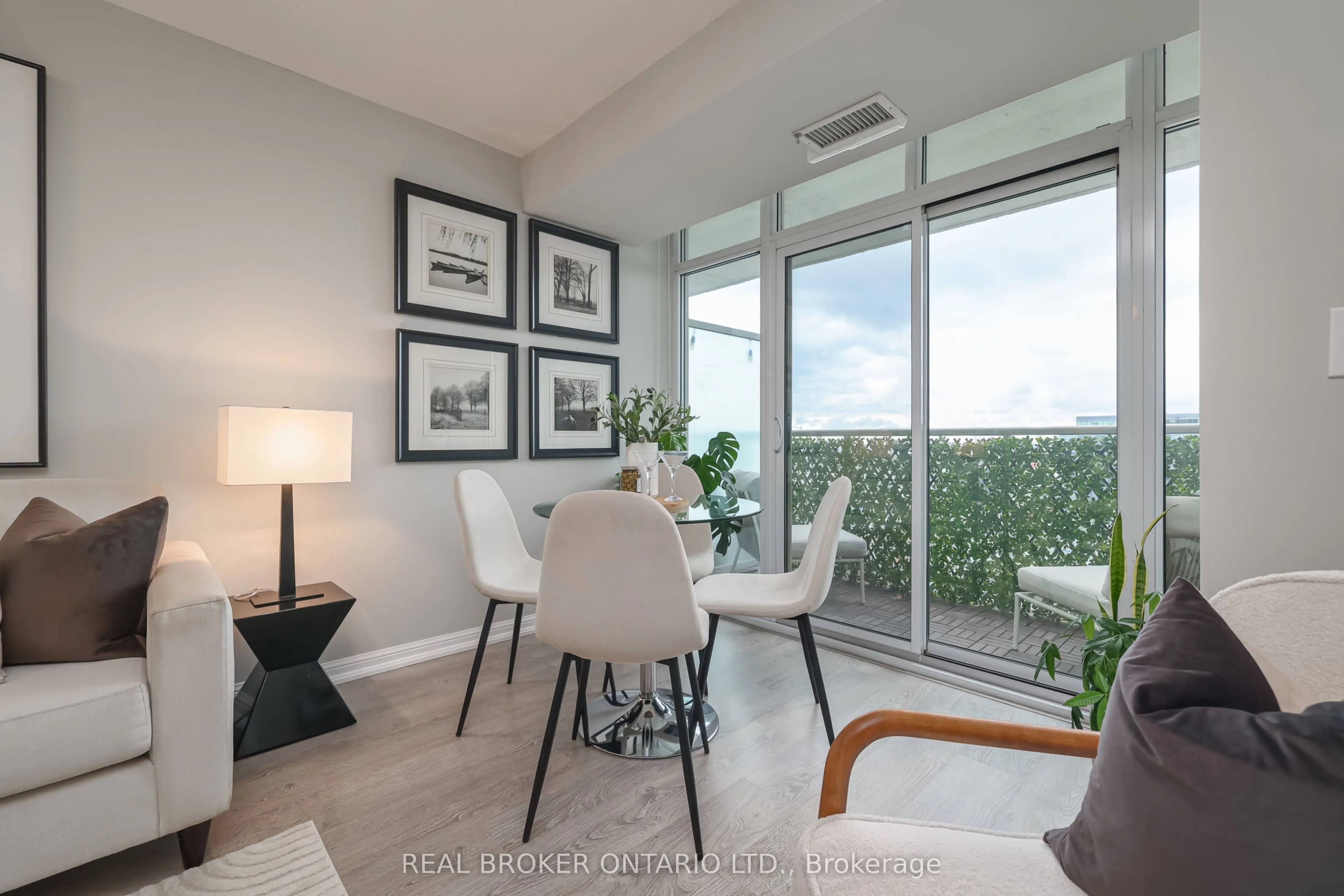 85 East Liberty Street, #1219