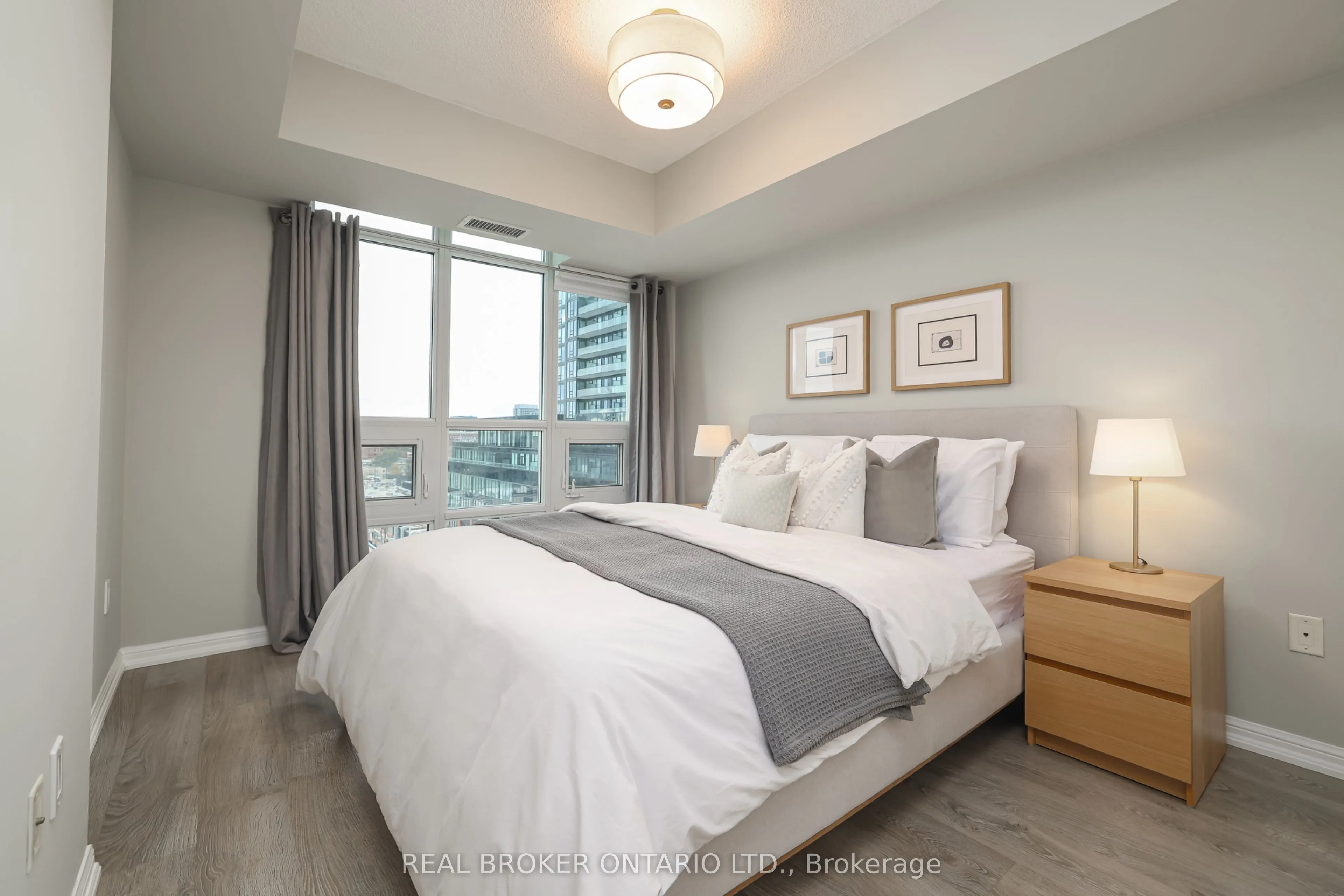 85 East Liberty Street, #1219