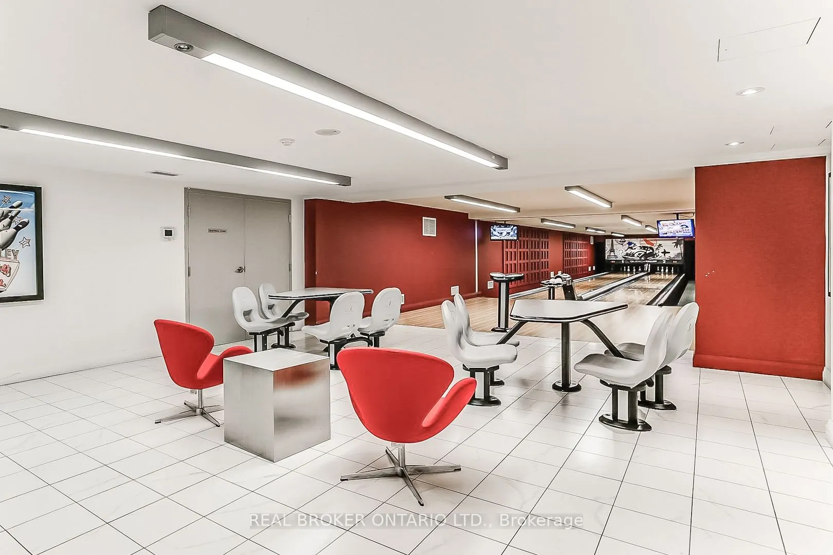 85 East Liberty Street, #1219