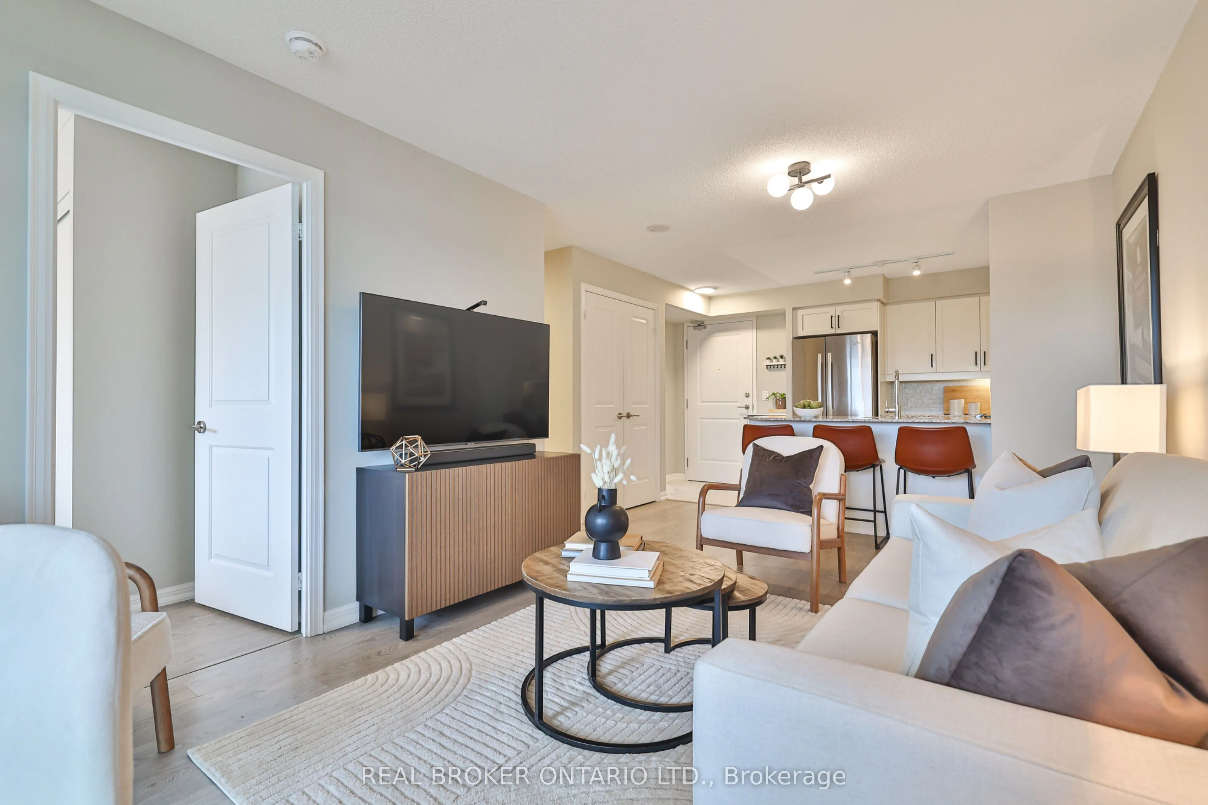 85 East Liberty Street, #1219