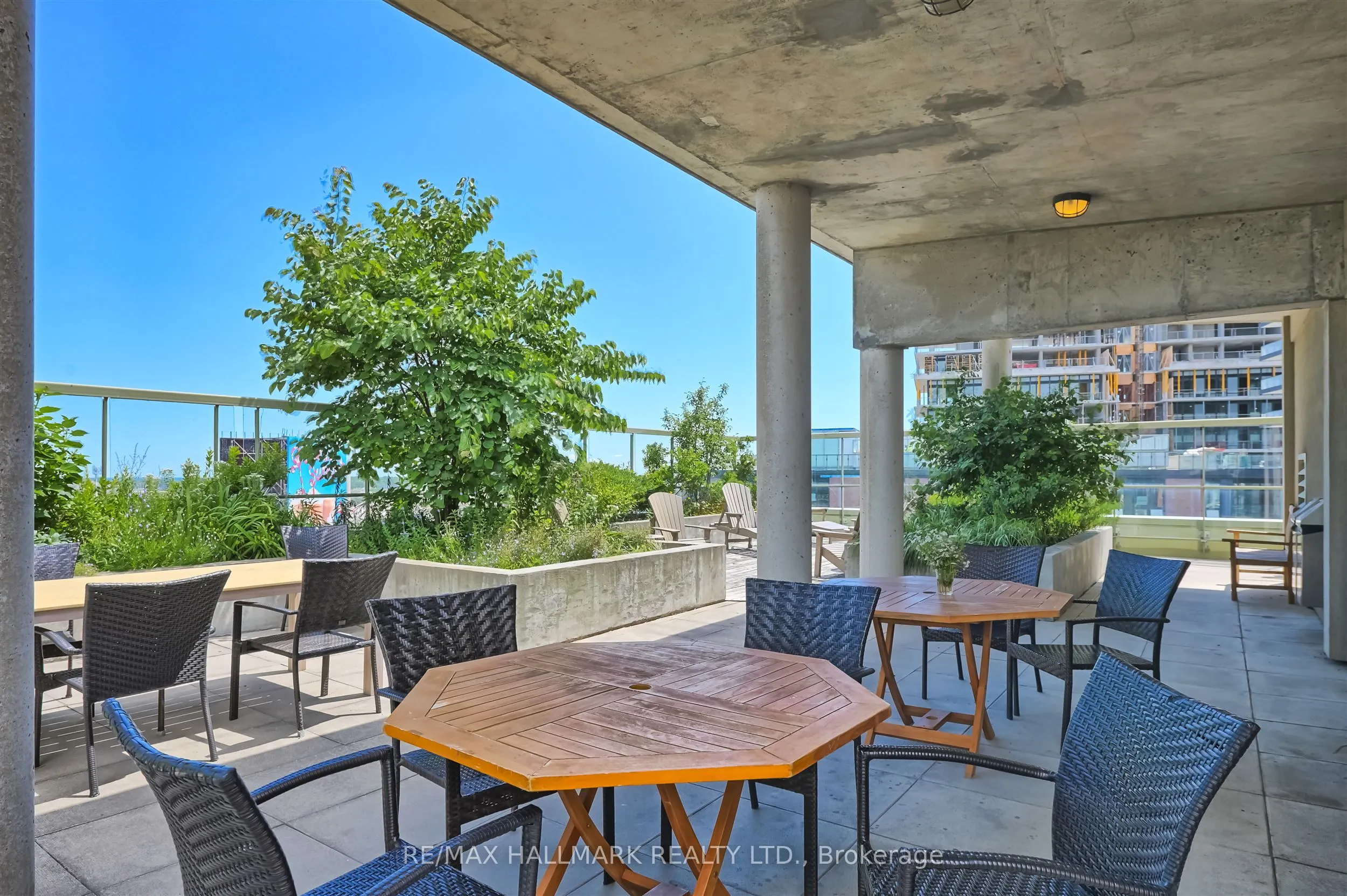 39 Parliament Street, #916