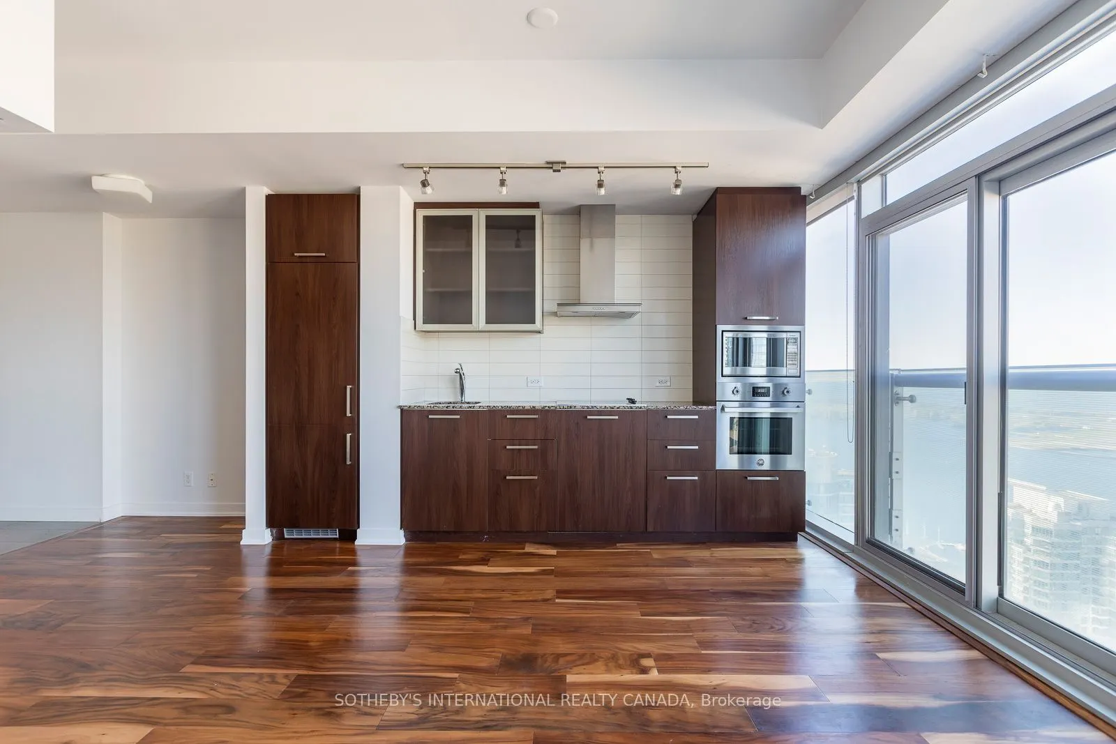 12 York Street, #3505