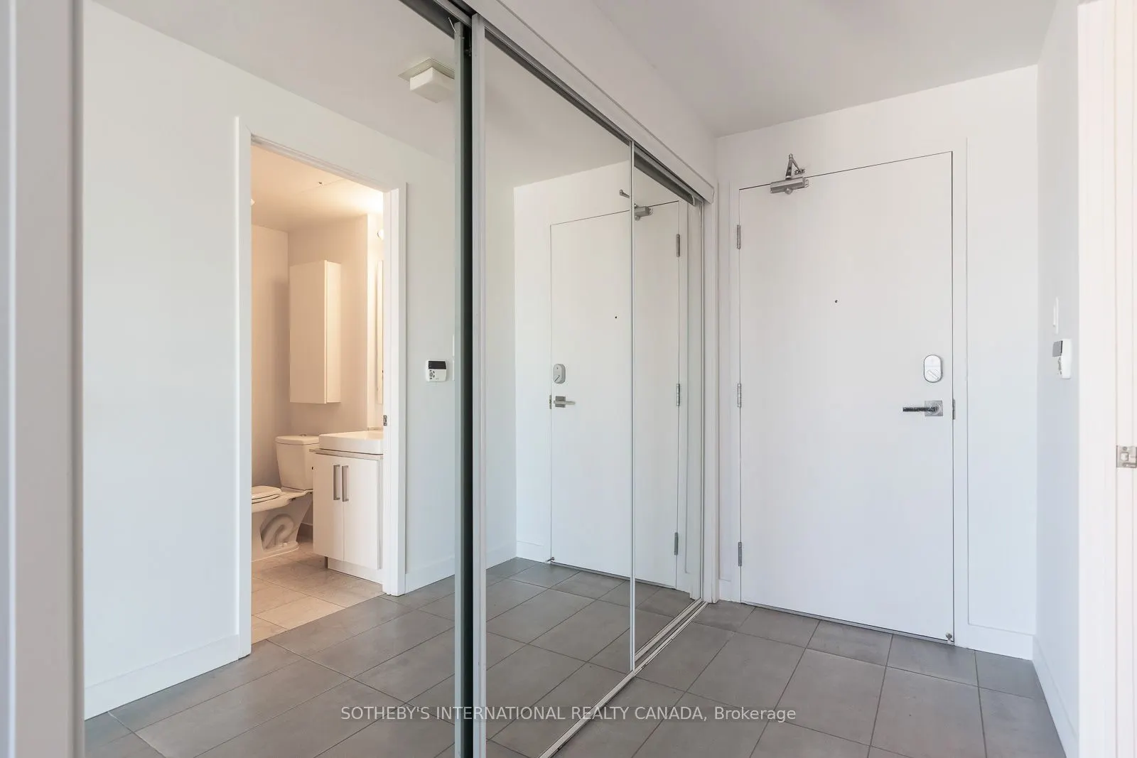 12 York Street, #3505