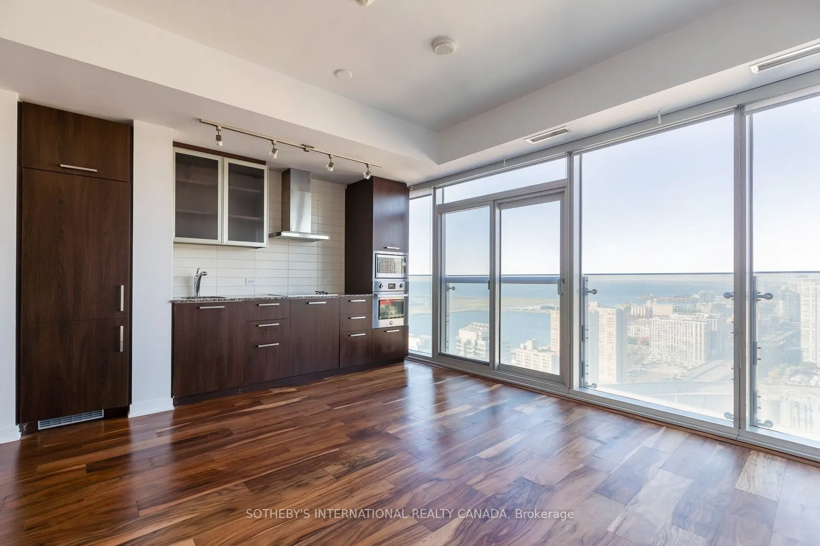 12 York Street, #3505