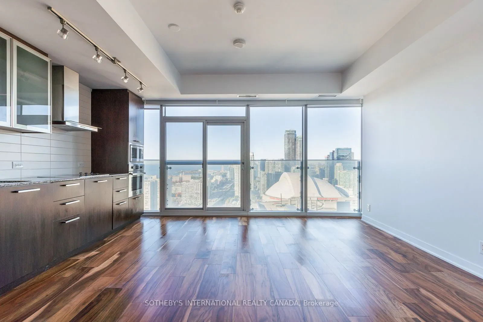 12 York Street, #3505