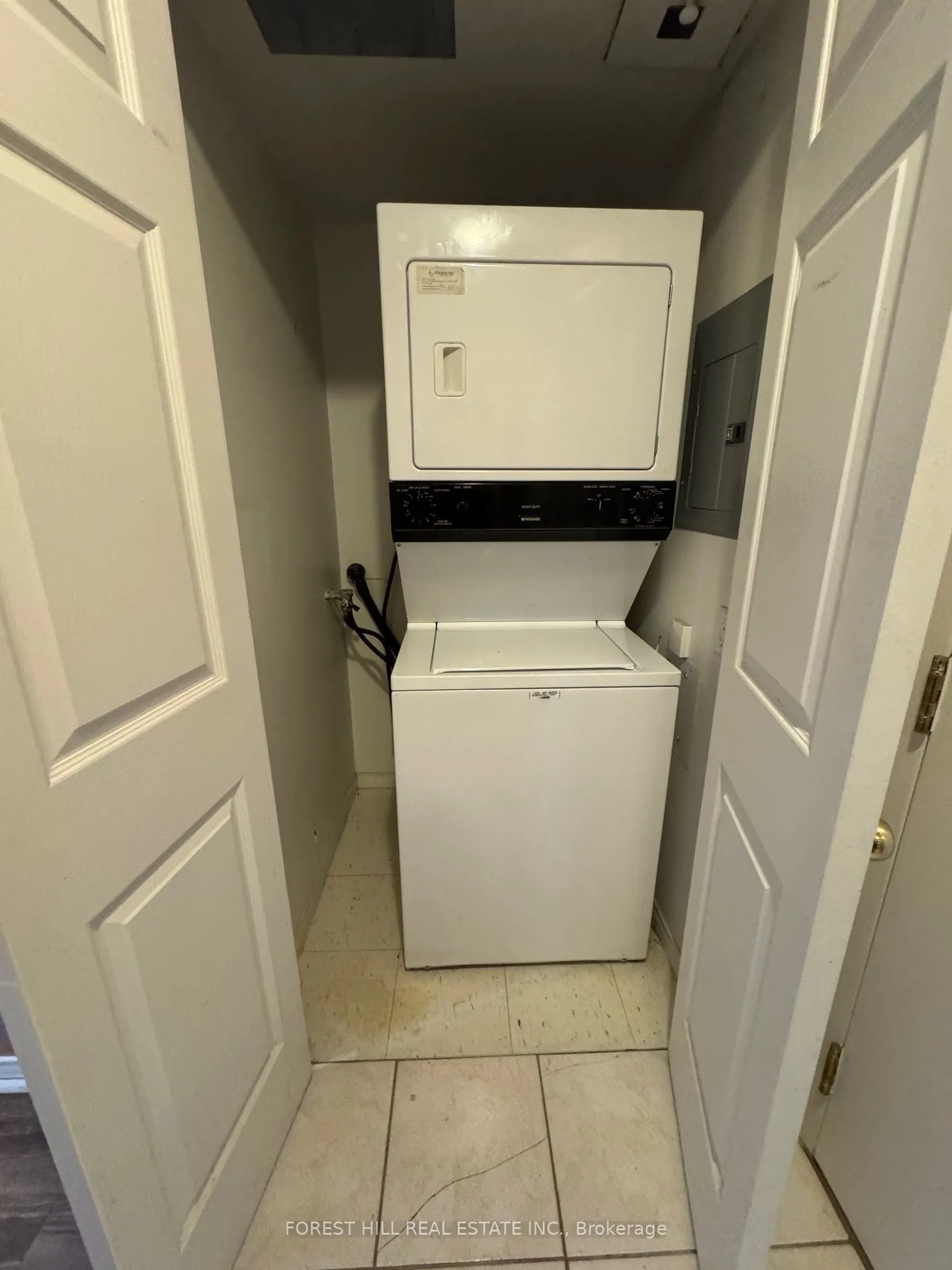 909 Bay Street, #712