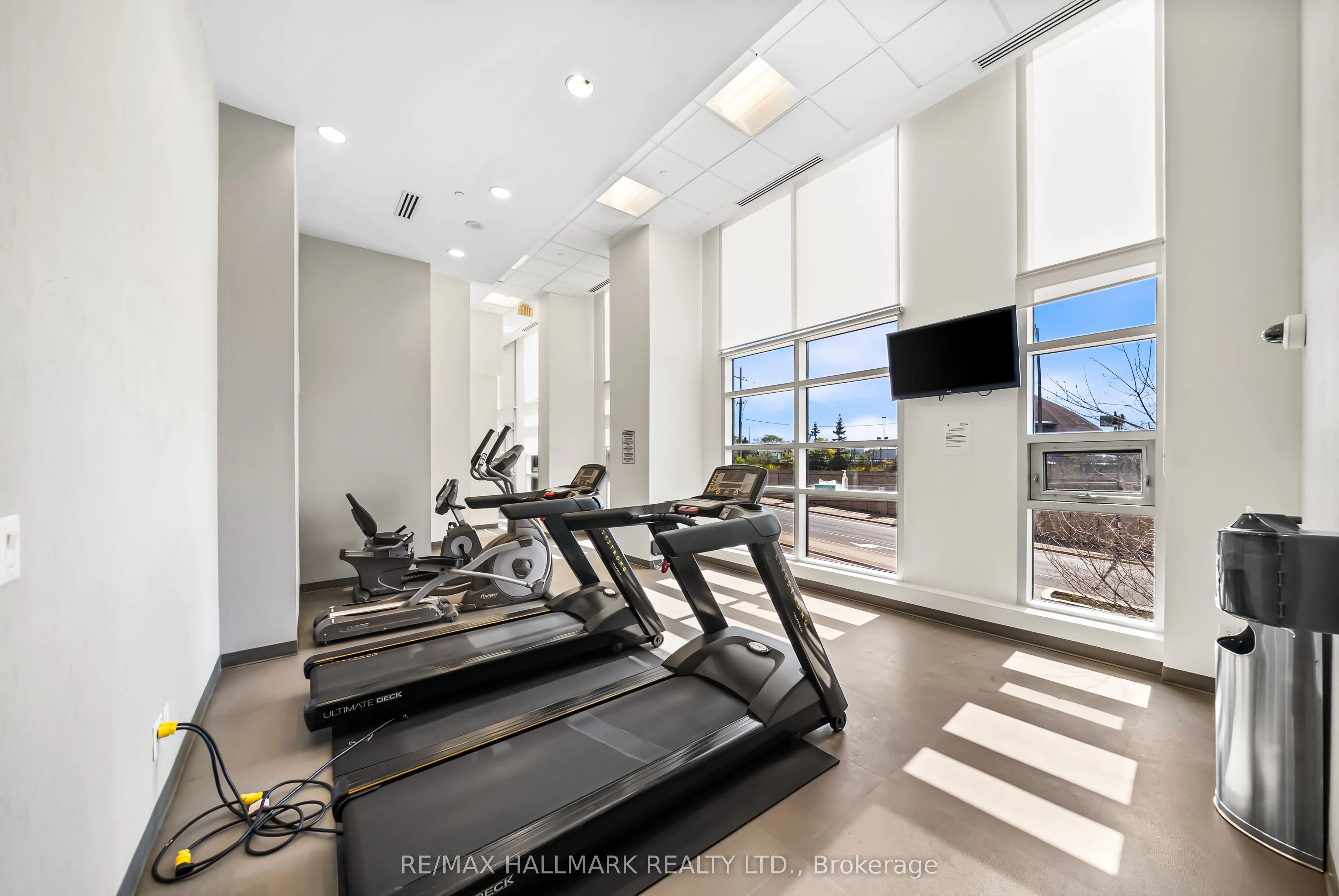 2756 Old Leslie Street, #602