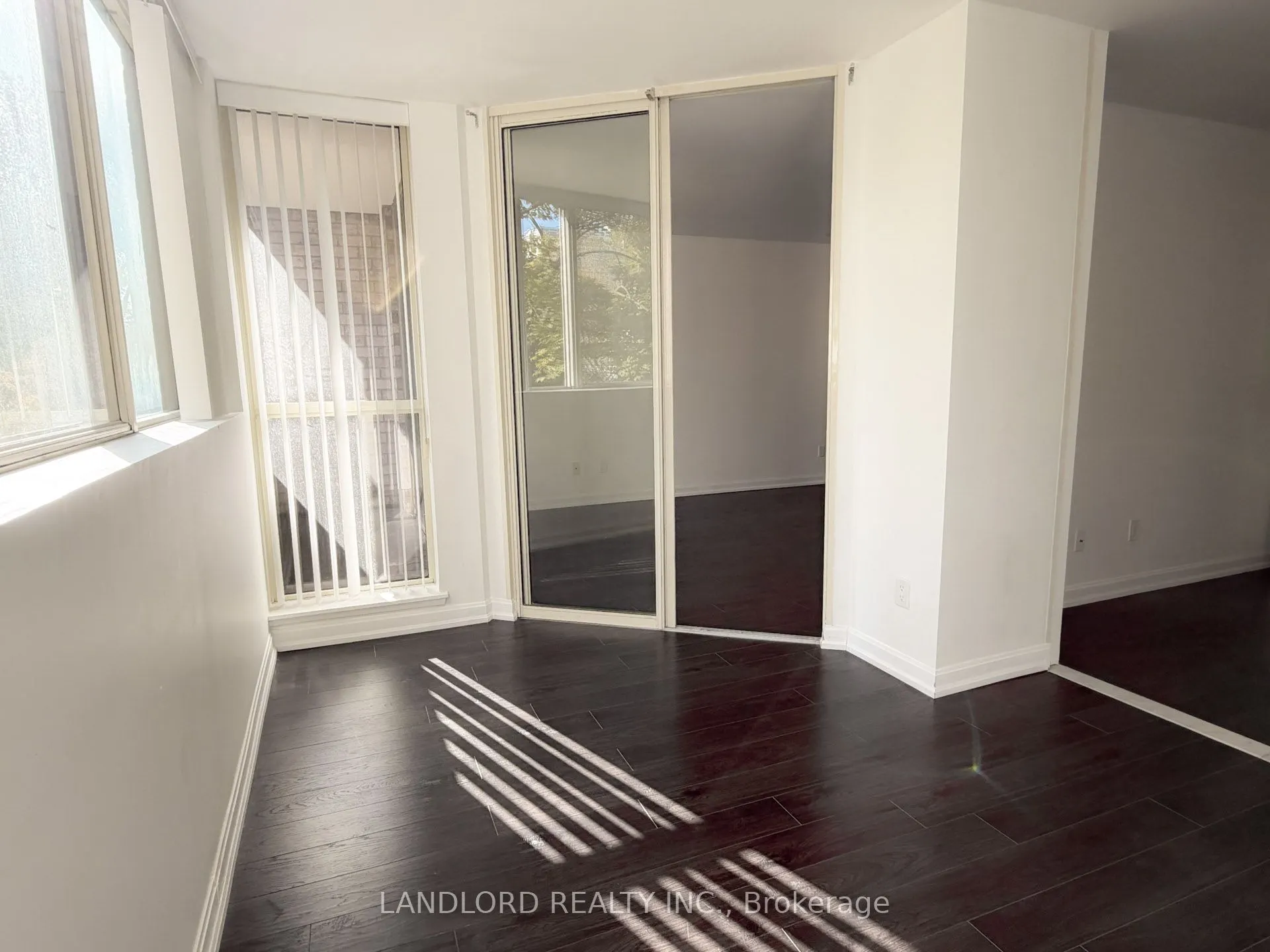 60 Homewood Avenue, #319