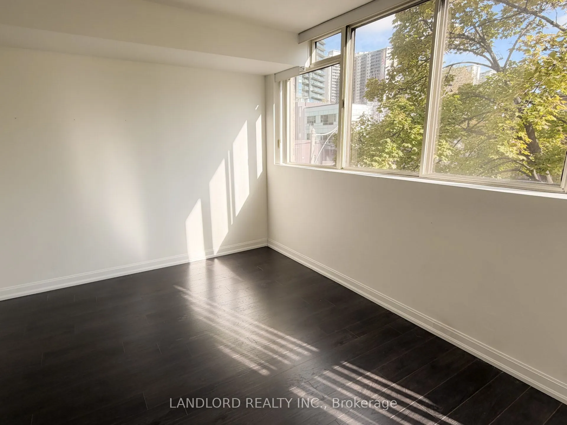 60 Homewood Avenue, #319