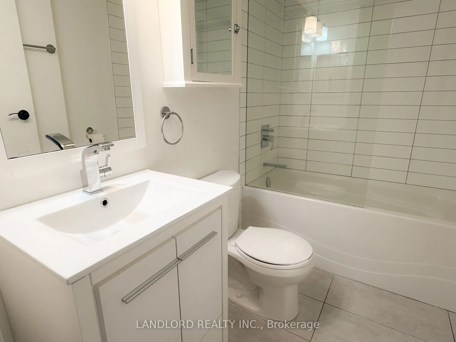 60 Homewood Avenue, #319