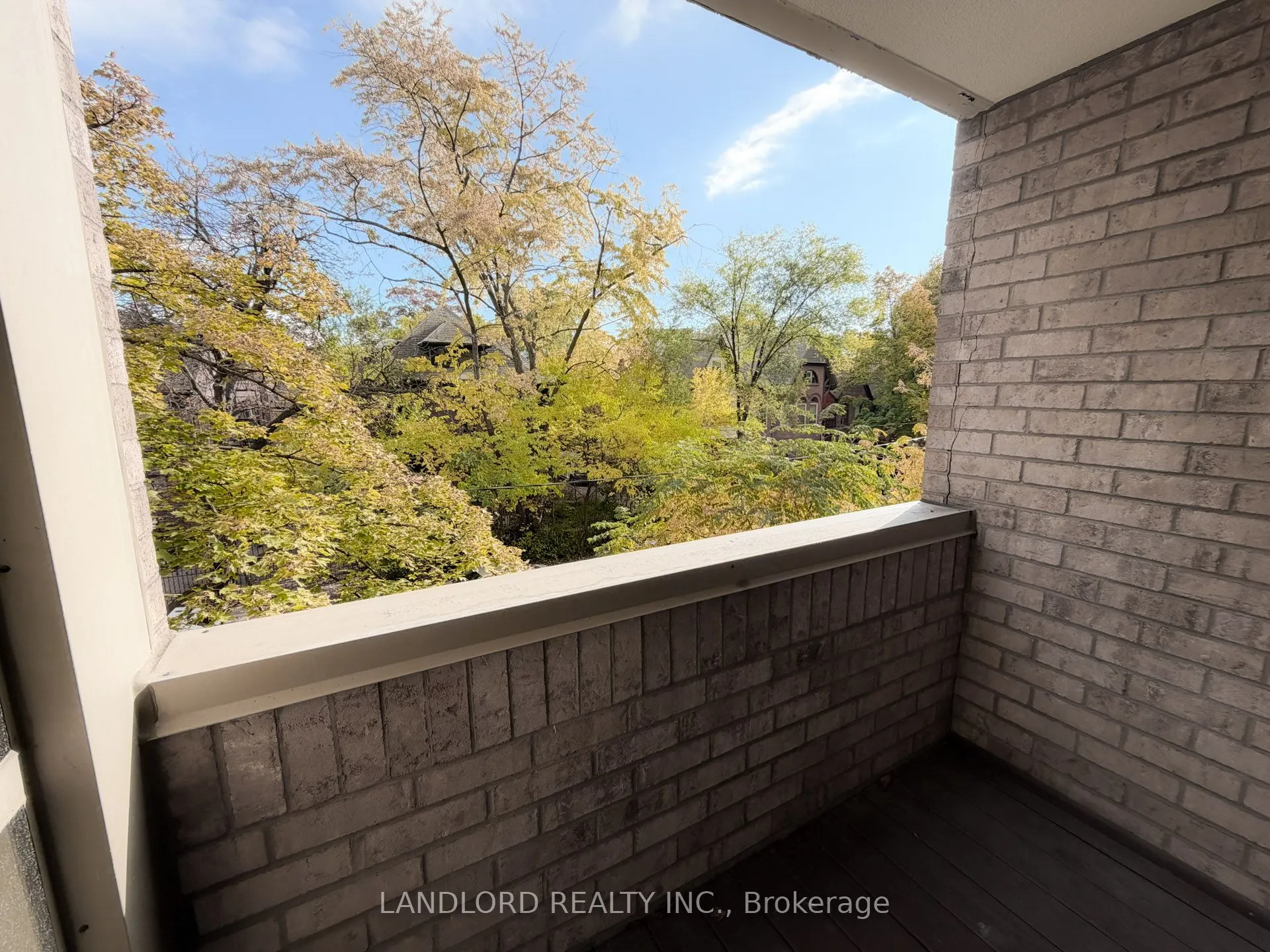 60 Homewood Avenue, #319