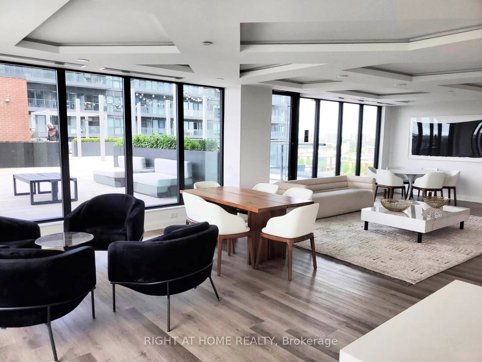 33 Frederick Todd Way, #1308