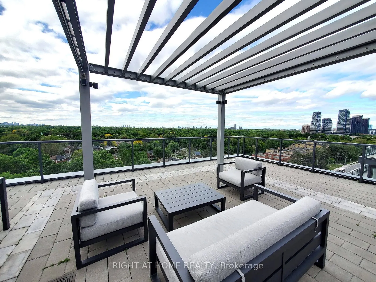 33 Frederick Todd Way, #1308