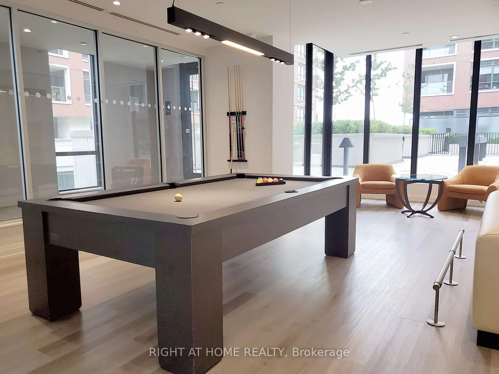 33 Frederick Todd Way, #1308