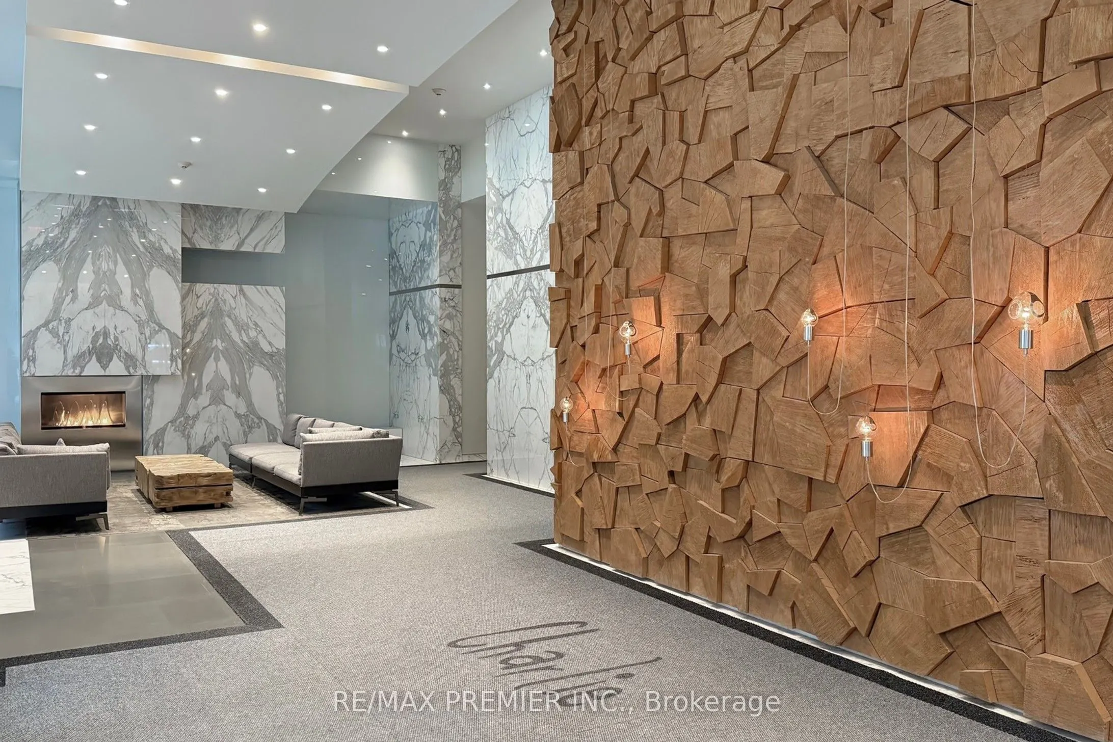 8 Charlotte Street, #1101