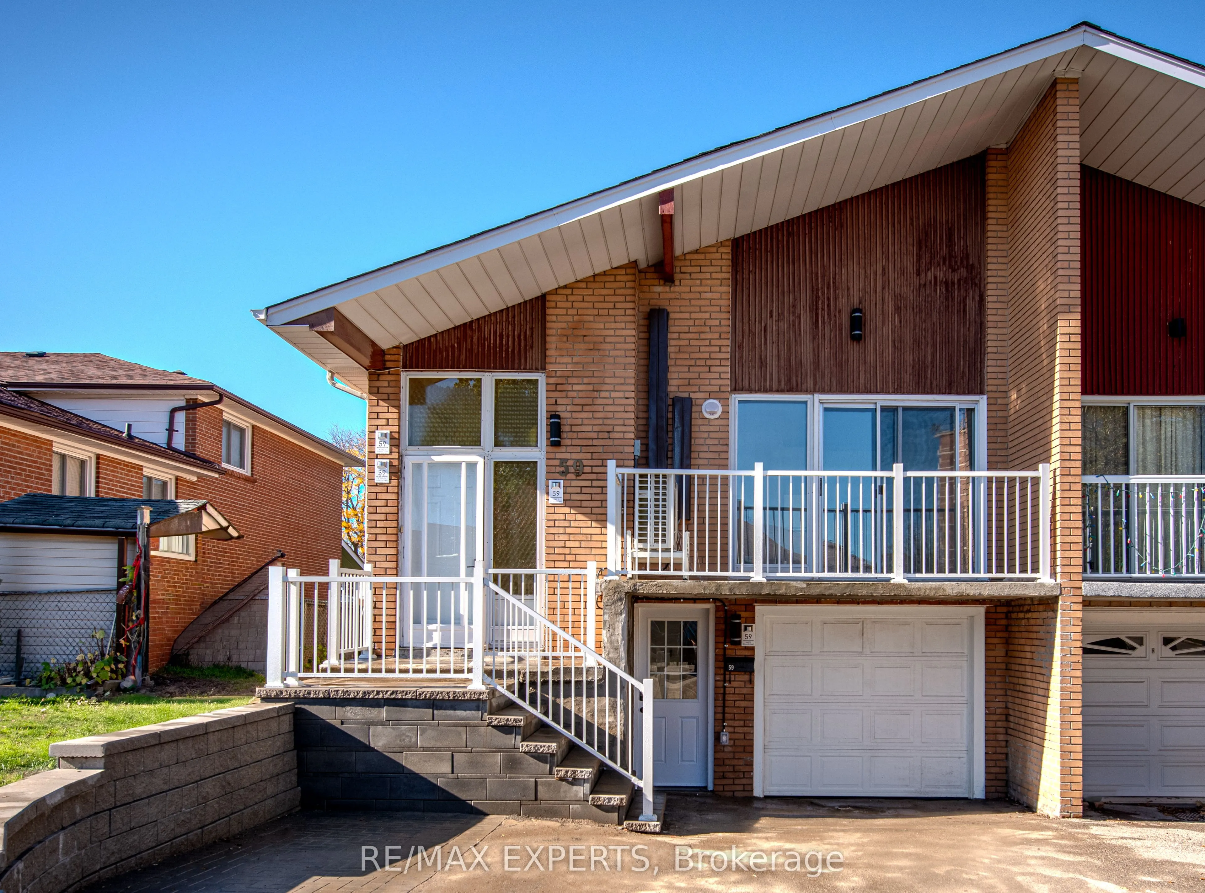 59 Bowhill Crescent, #1