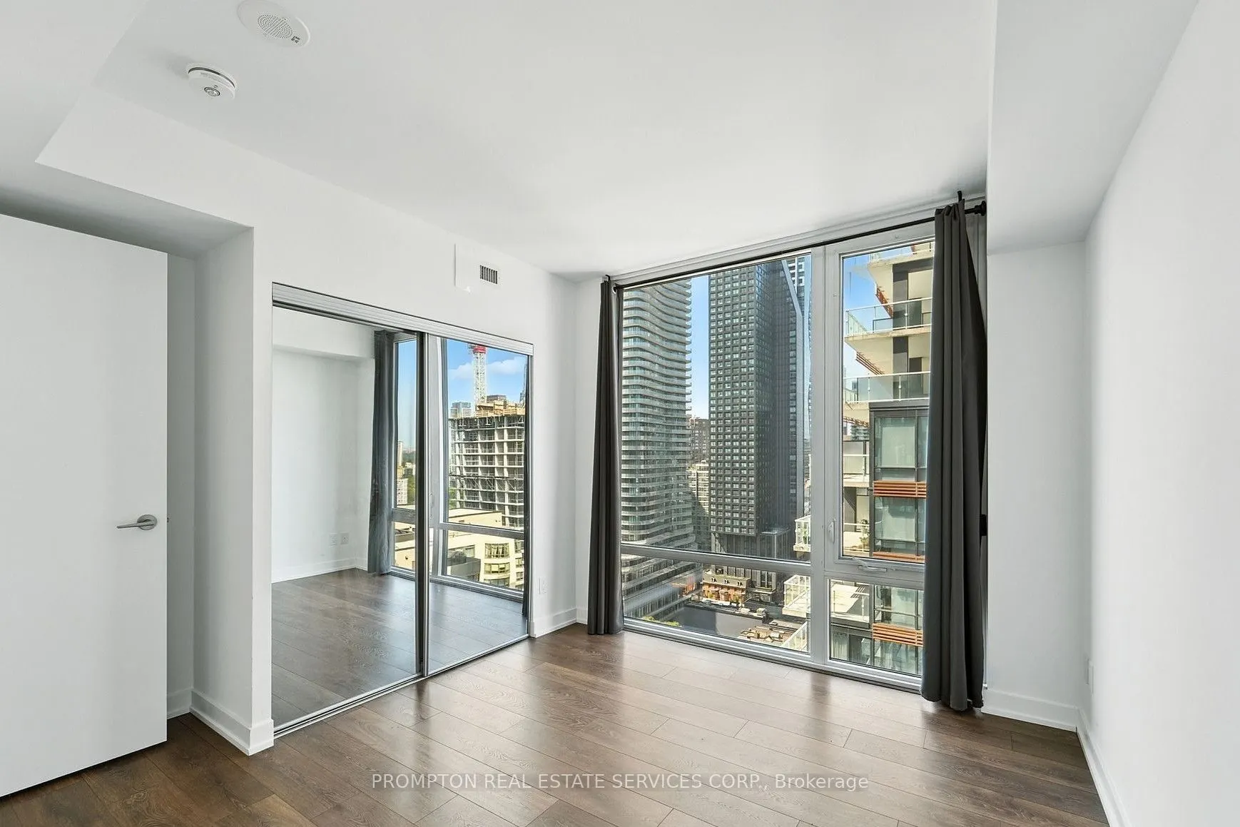 501 Yonge Street, #1802