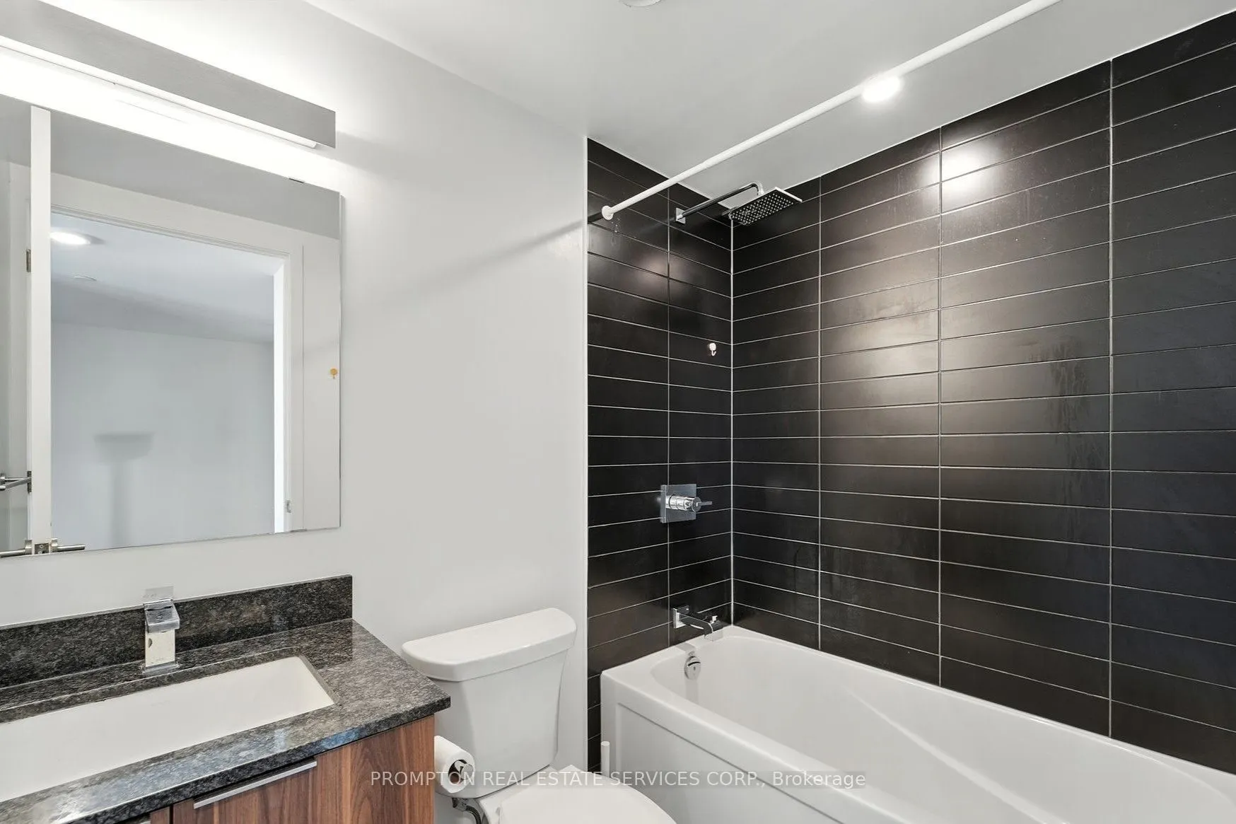 501 Yonge Street, #1802