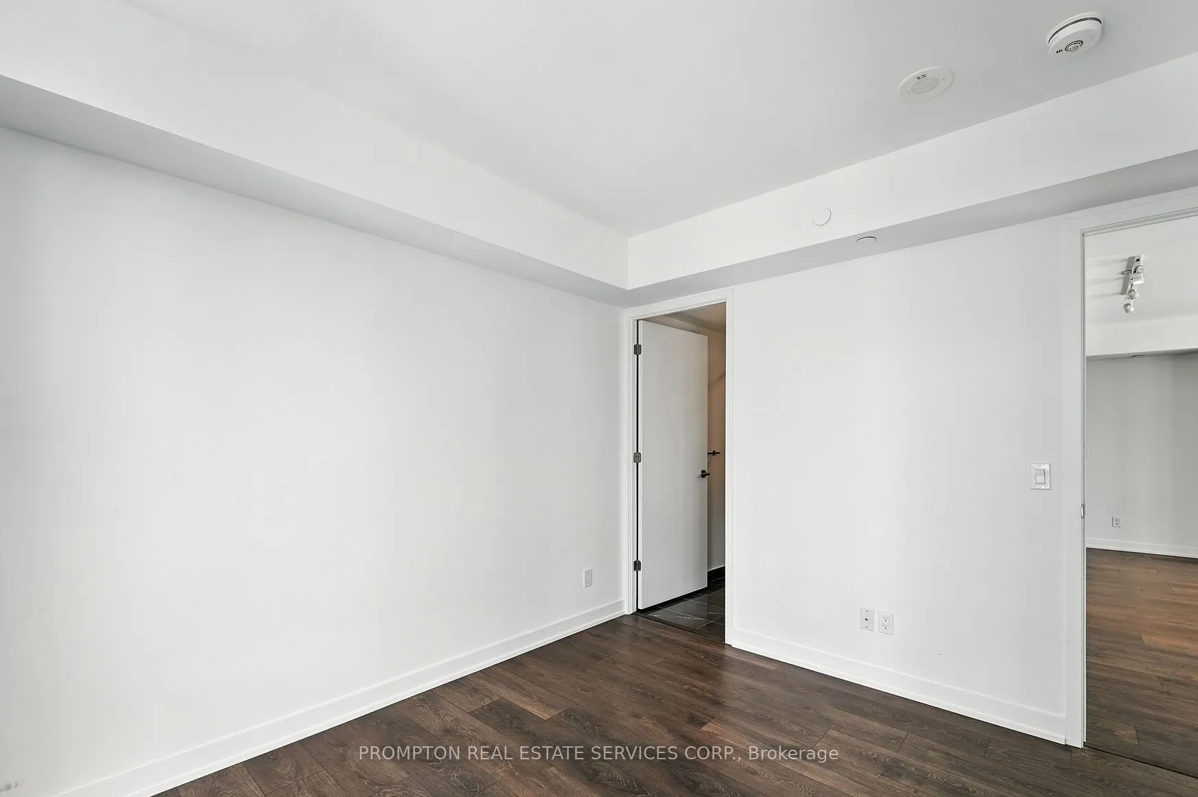 501 Yonge Street, #1802