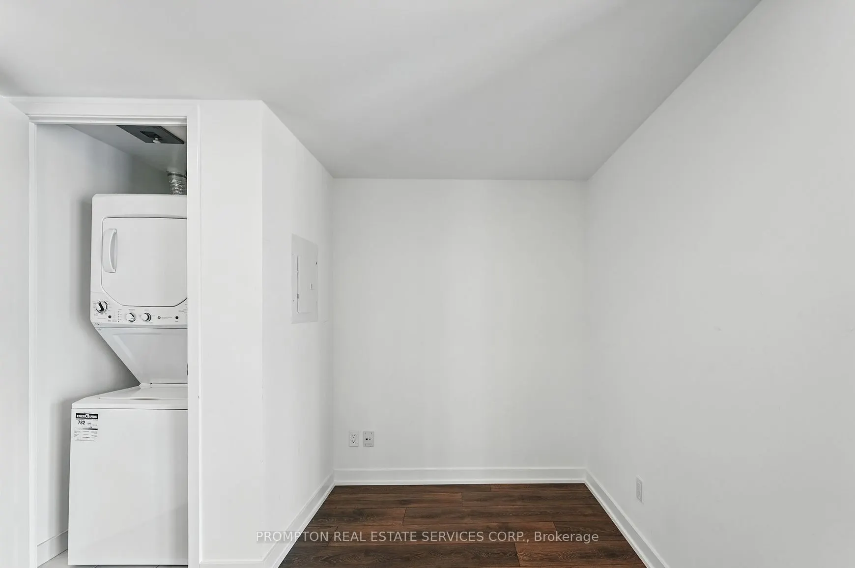 501 Yonge Street, #1802