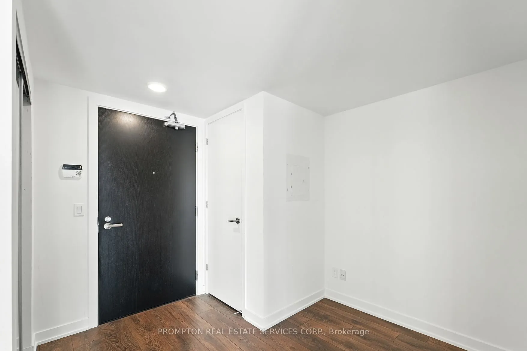 501 Yonge Street, #1802