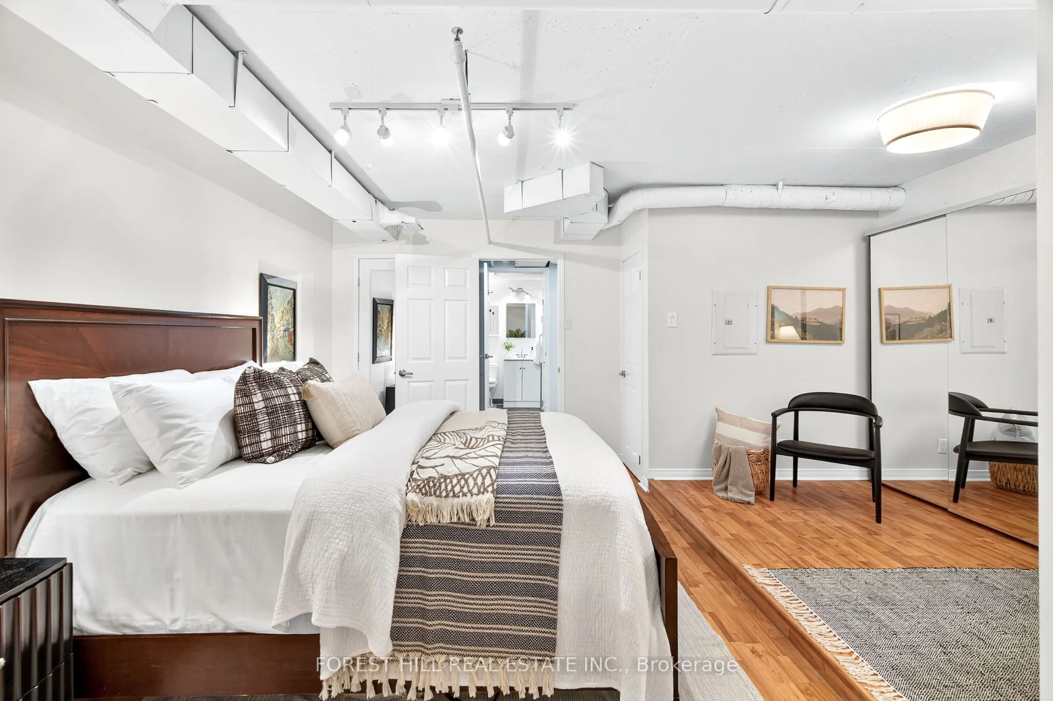 55 Halton Street, #103