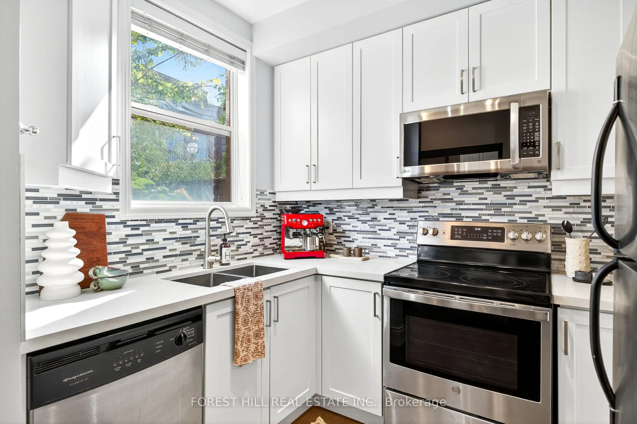 55 Halton Street, #103