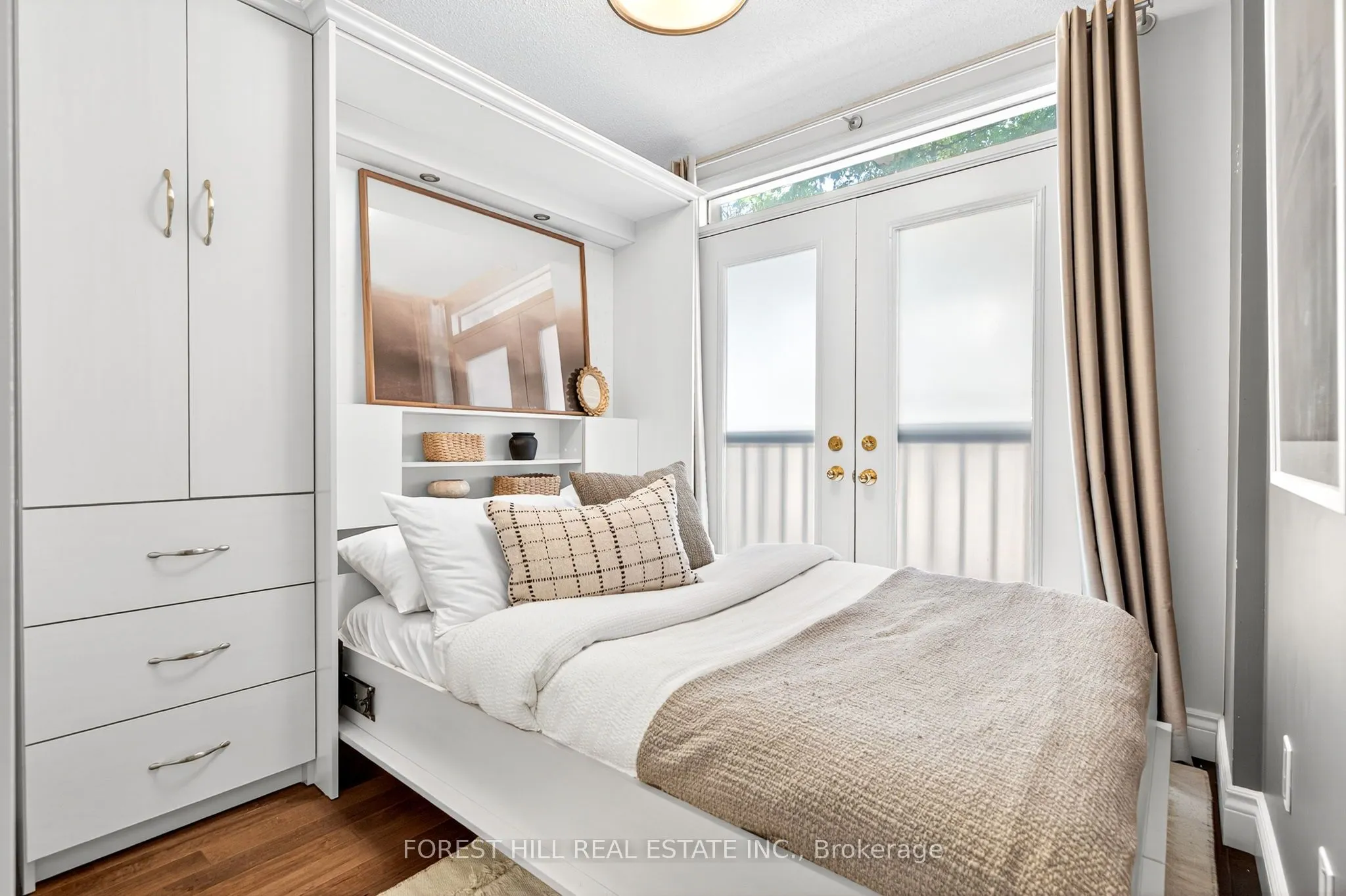 55 Halton Street, #103