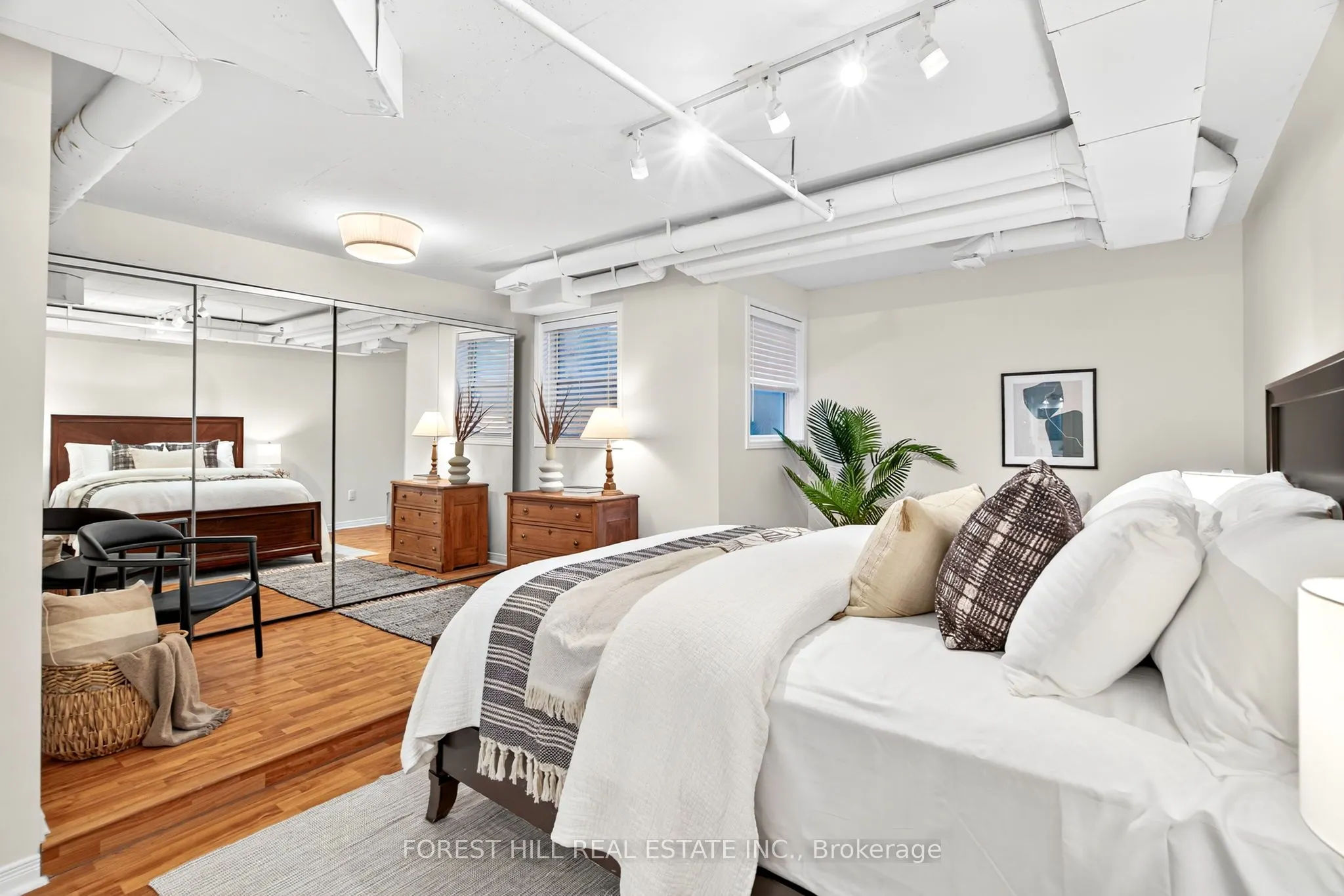 55 Halton Street, #103