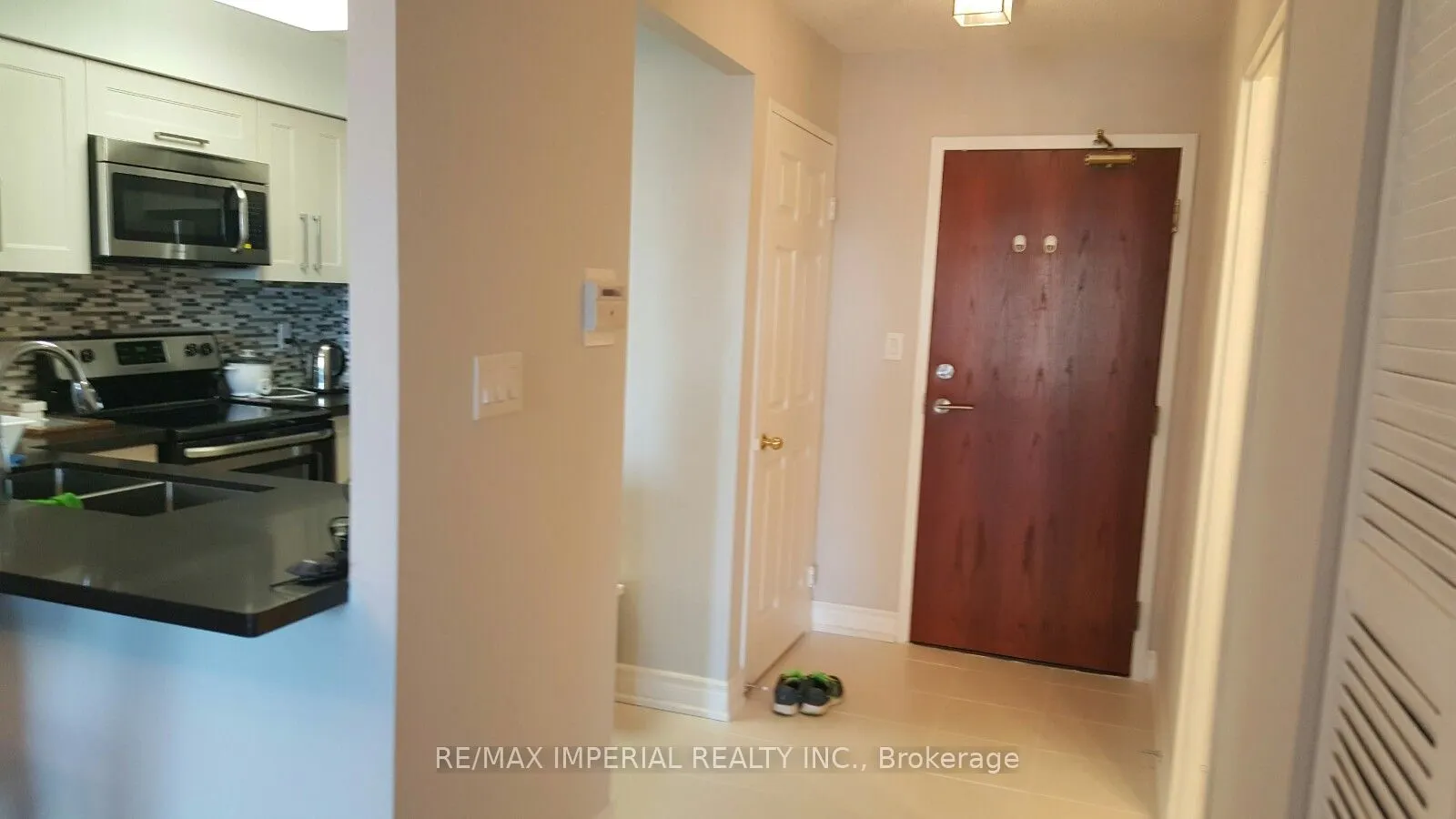 35 Empress Avenue, #1006